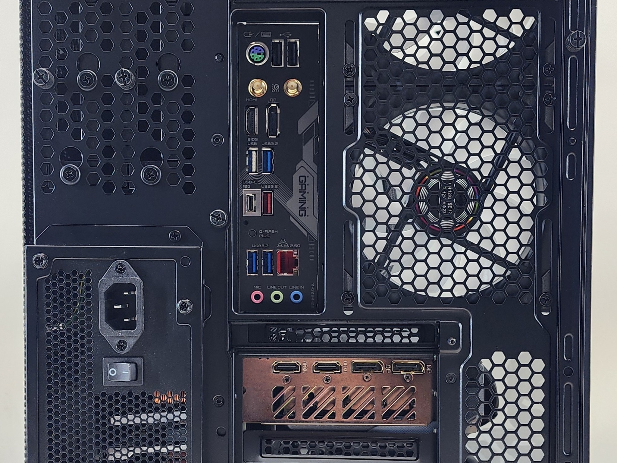 Gaming PC Ryzen 7 9700X 32GB RAM 2TB SSD RX 9070 XT 16GB Windows 11 Computer
