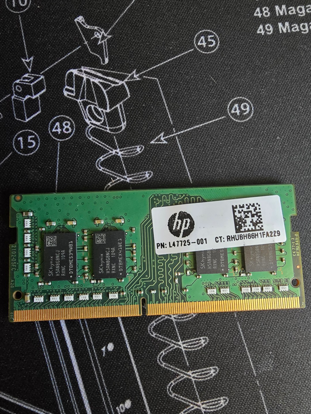 HMA81GS6CJR8N-XN - SK Hynix 1 x 8GB DDR4-3200 SODIMM PC4-25600S