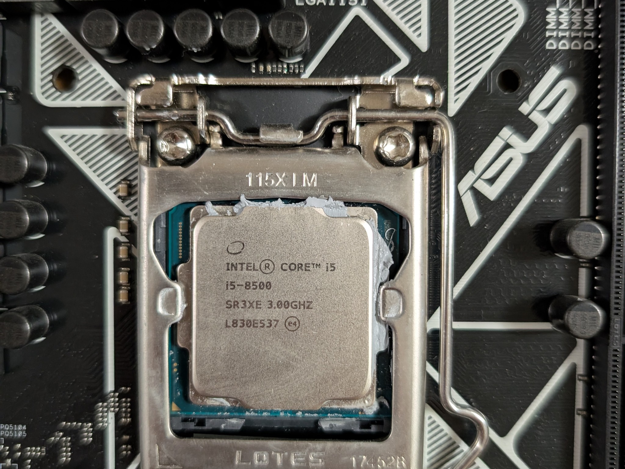 Intel Core i5 8500 + Asus Z370-A