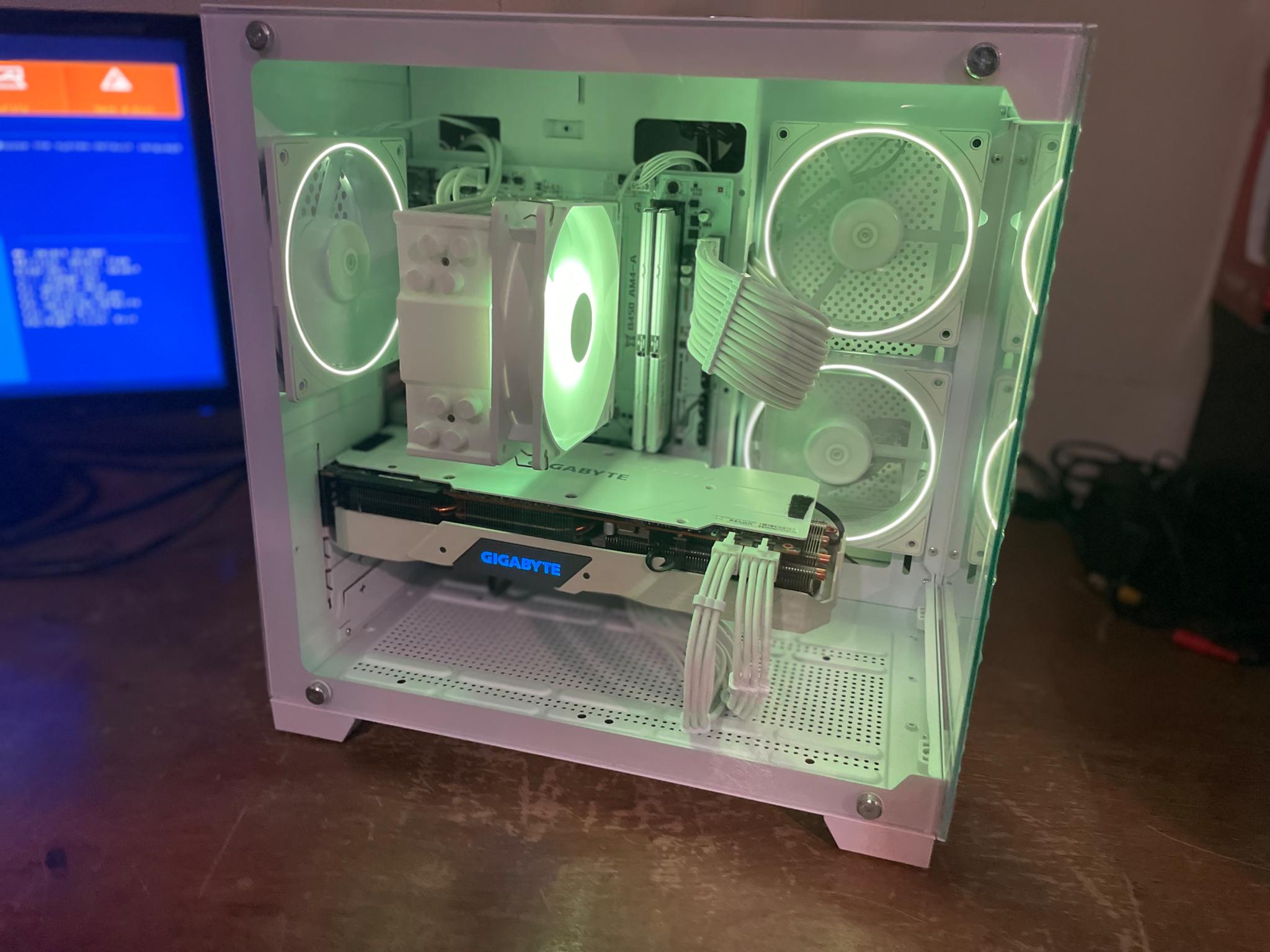 Ryzen 7| RTX 2070 Super| 32GB Ram| 1TB| WiFi