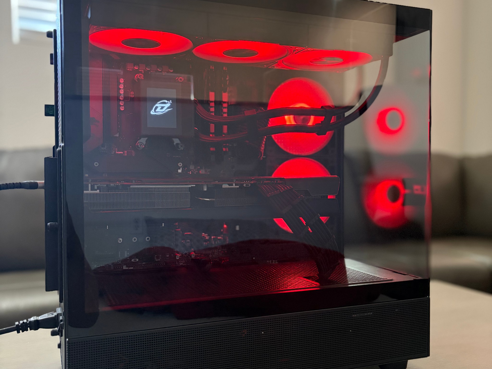 ‼️Ultimate AMD Gaming PC‼️RX 6800 16GB | Ryzen 5 5600X | 2.5TB Storage