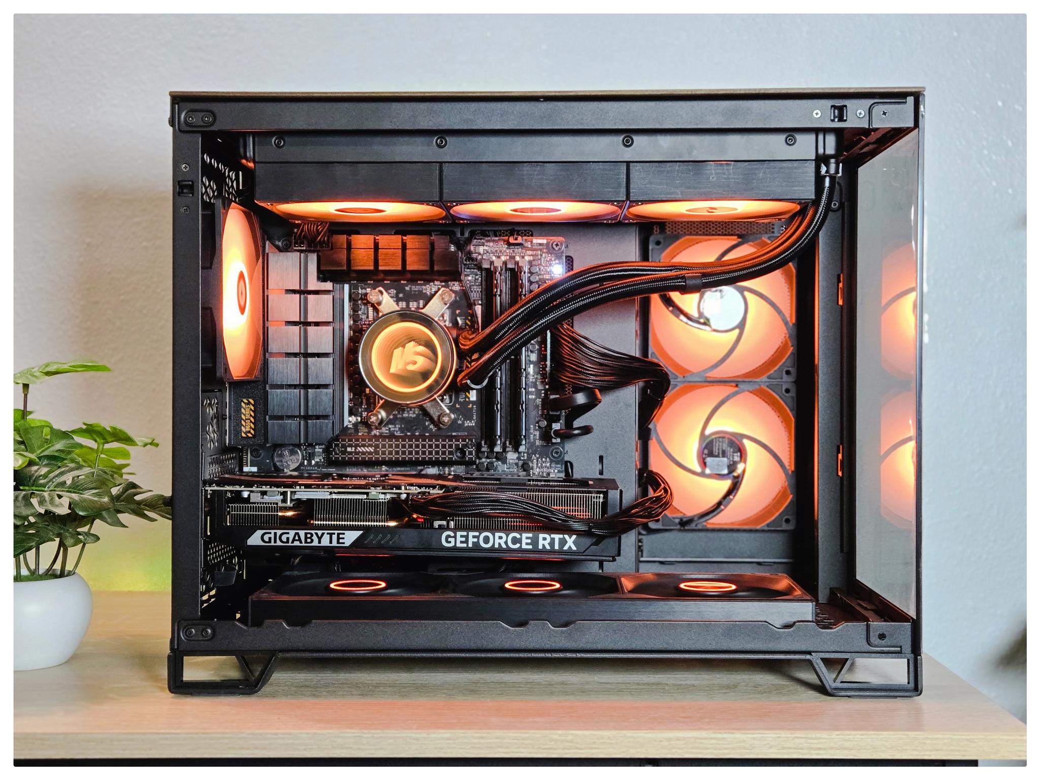 Ryzen 7800X3D | RTX 5070 | 2TB SDD | Gaming PC