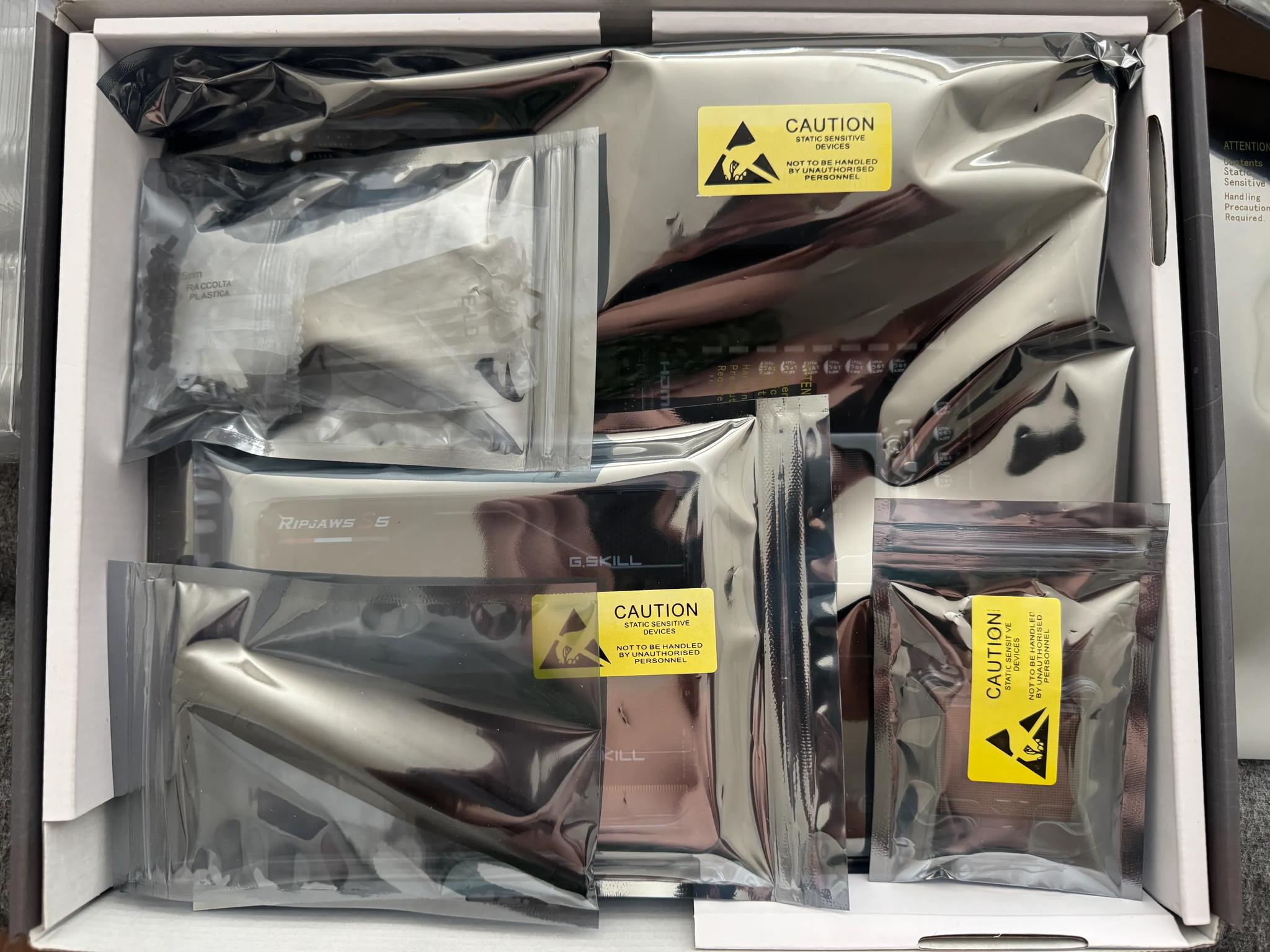 ⭐Bundle⭐Intel i9-14900K | MSI Z790 MAG Tomahawk | G.Skill 2 x 32GB DDR5-5600