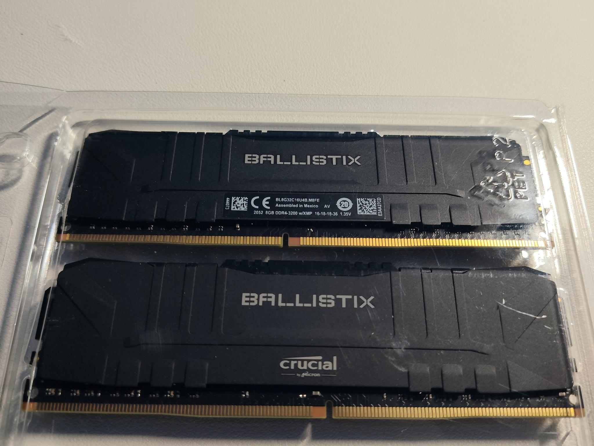 Crucial Ballistix 16GB DDR4-2666 (2x8GB) - Image 2
