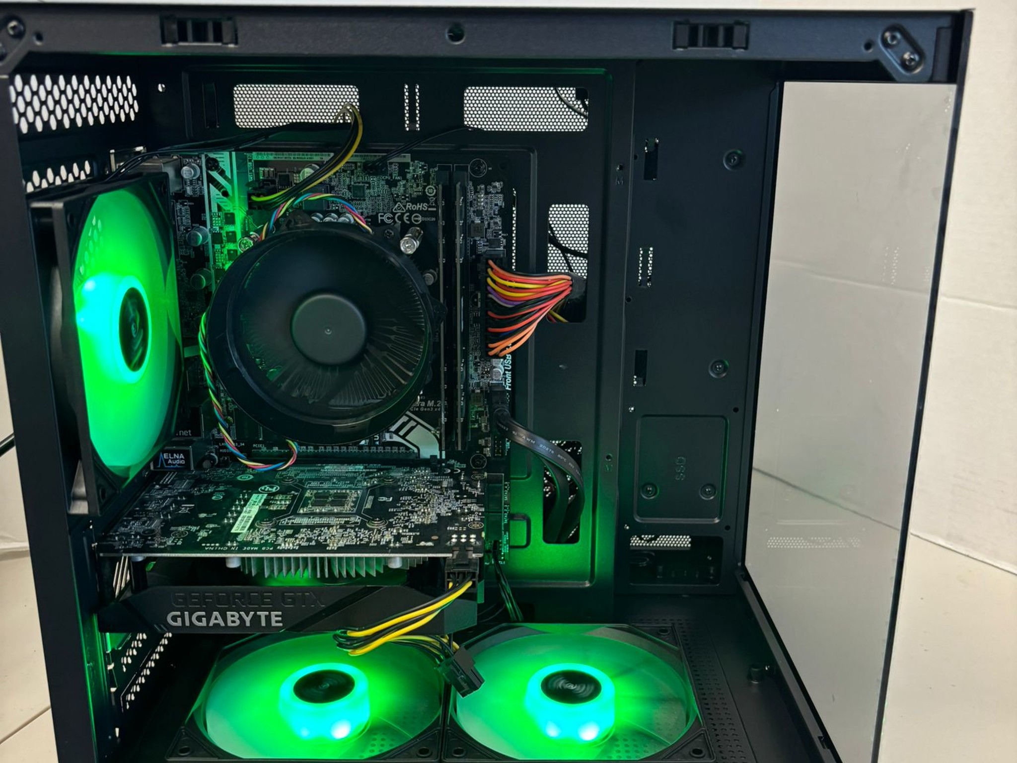 Gaming PC | intel i5 + 1650 | 16GB RAM | WIFI + BT | 512GB SSD