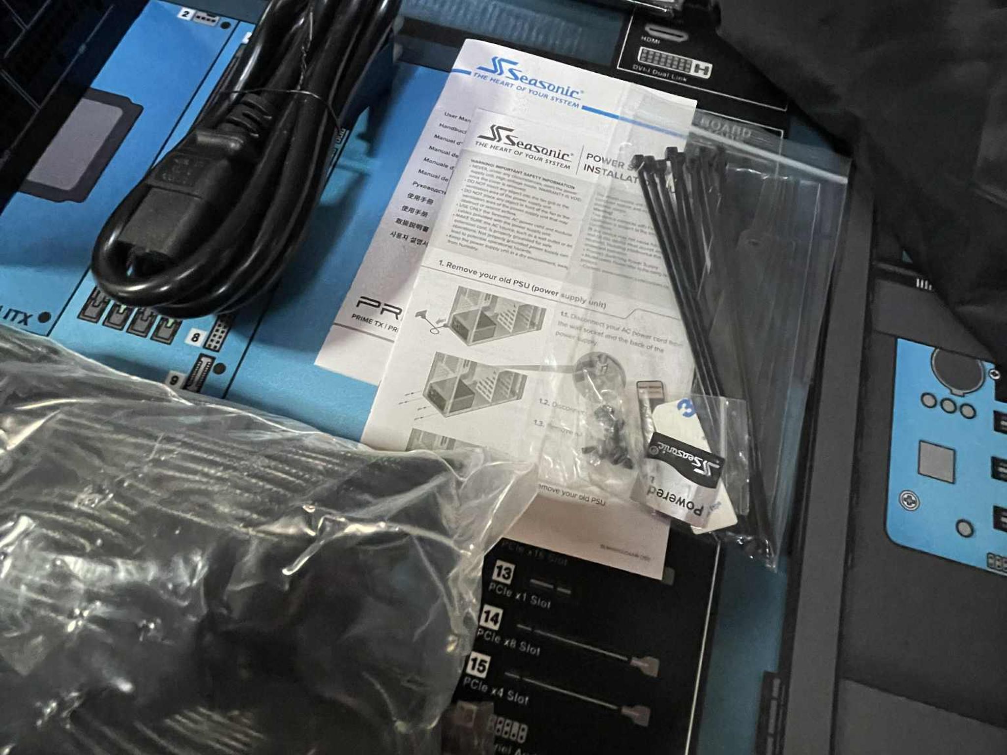 Seasonic Prime PX-1600 .. 1600w platinum power supply