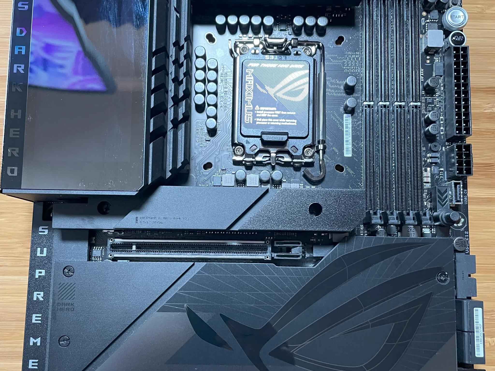 ASUS ROG Maximus Z790 Dark Hero WiFi6E LGA 1700