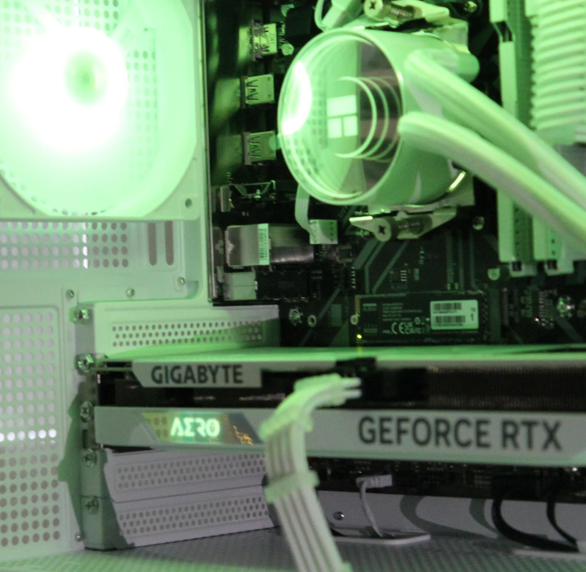 🤍💙1080p/1440p Gaming PC| RTX 4060| Ryzen 5| 32GB Ram| 1TB| Windows 11🤍💙
