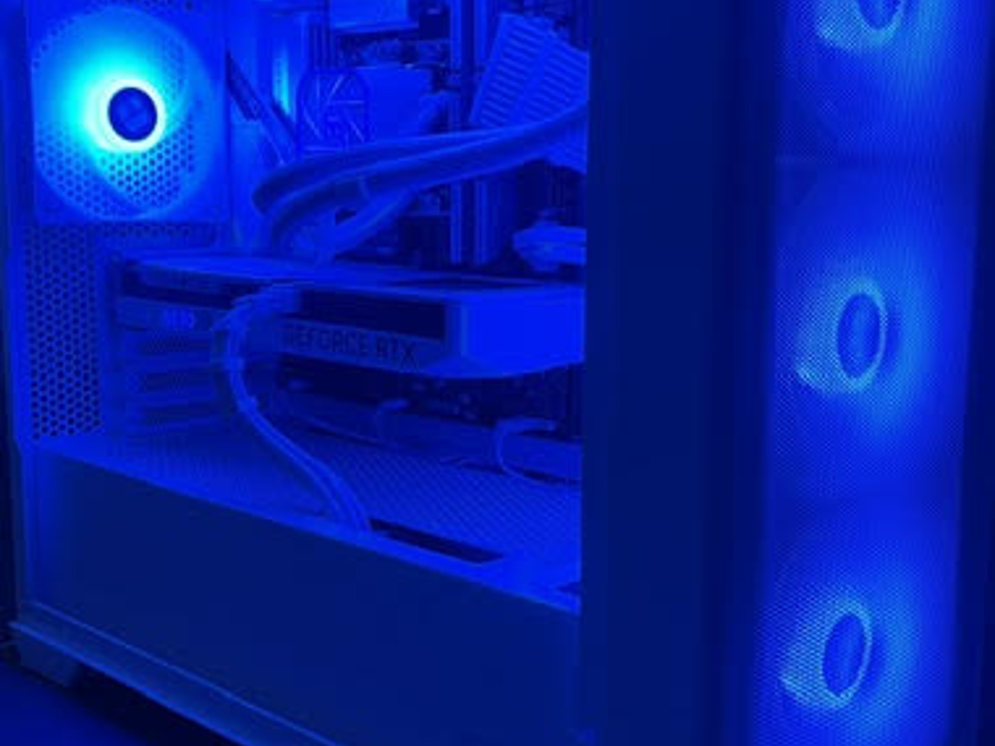 1080p/1440p ALL WHITE CUSTOM GAMING PC