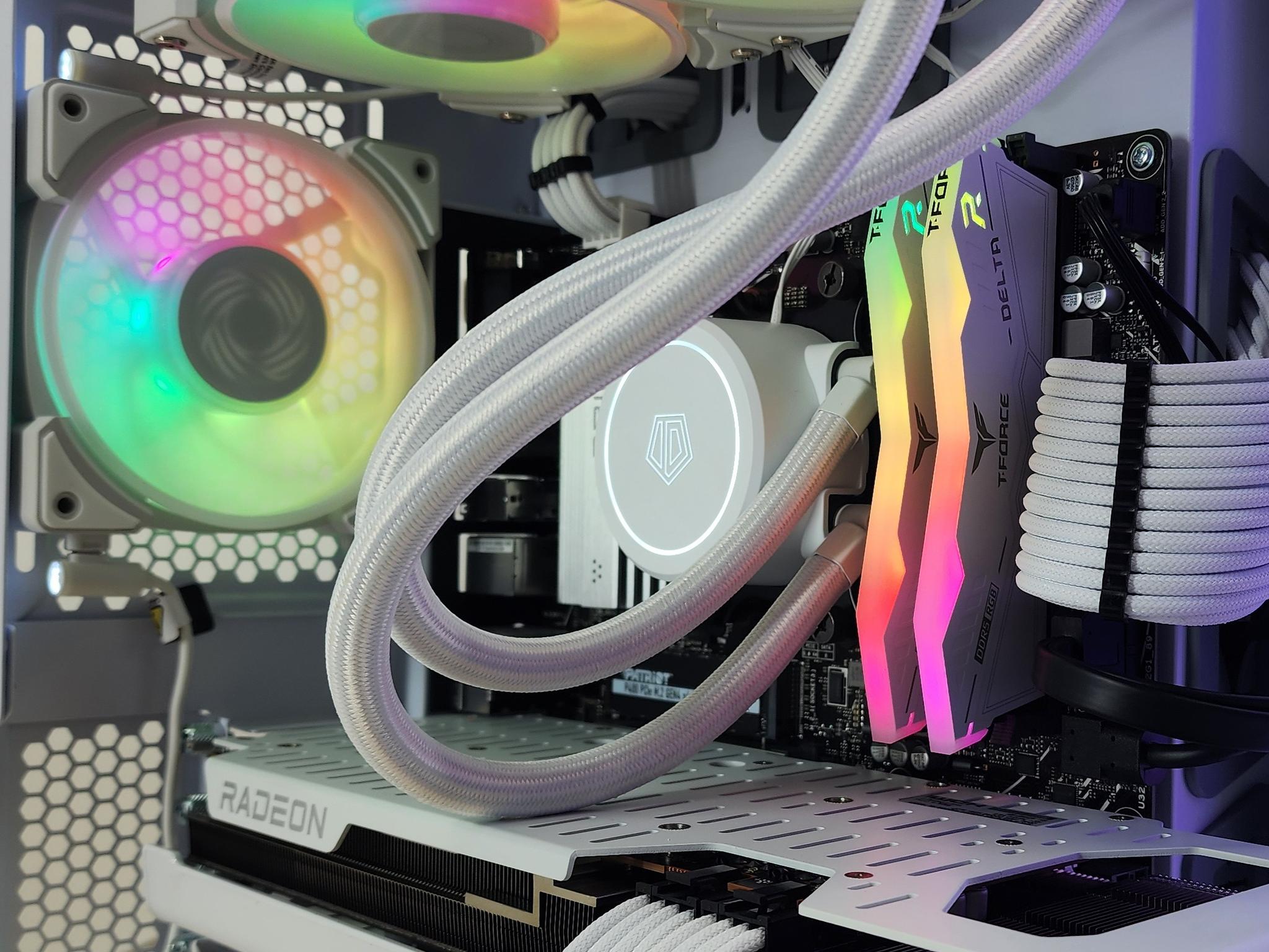 Gaming PC Ryzen 7 7700 16GB RAM 1TB SSD RX 7800 XT 16GB Windows 11 PINK Computer