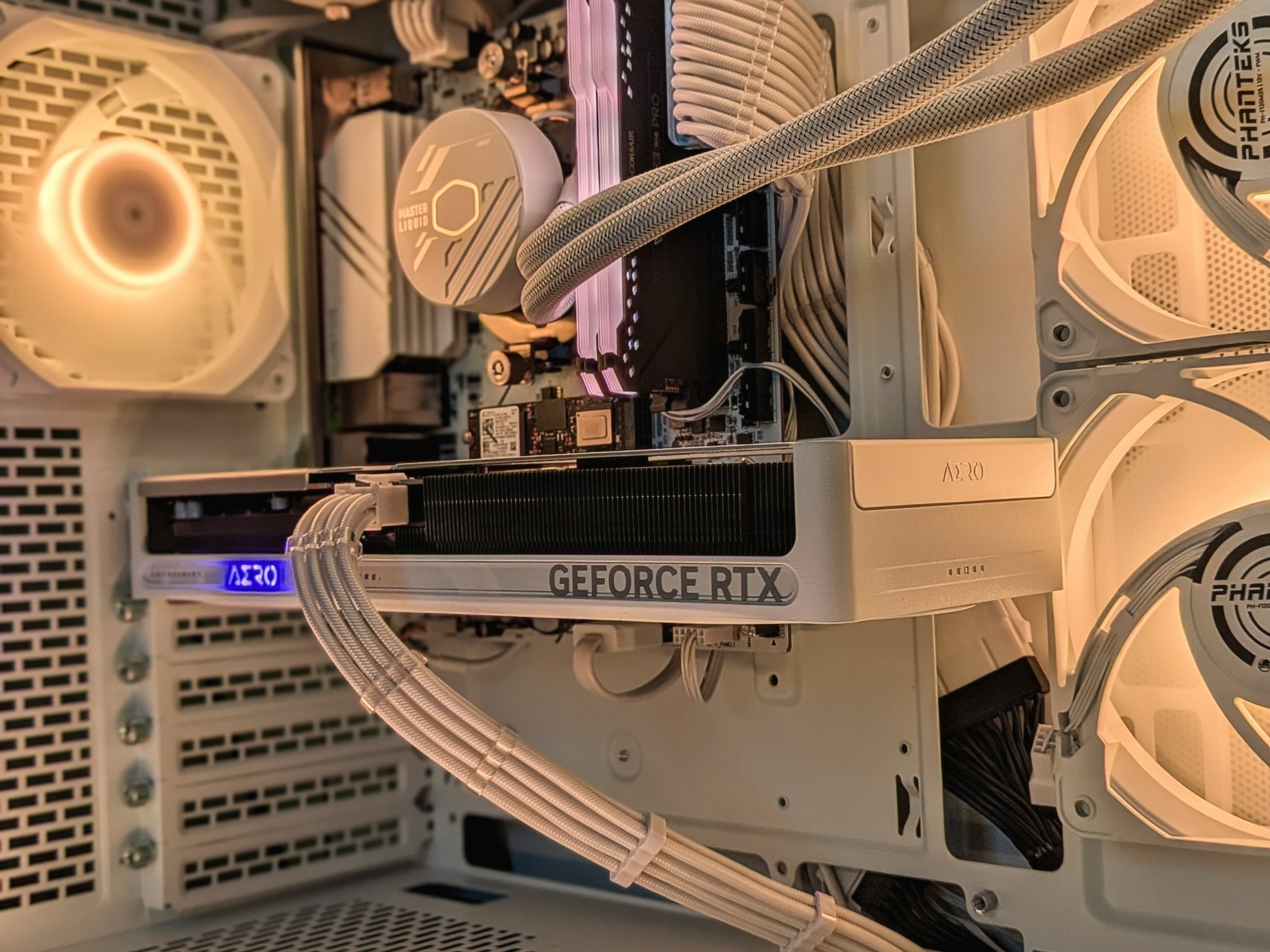 ❄️WHITE❄️ RTX 5060 TI 8GB PC | RYZEN 5 5600X | 32GB RAM | 1TB NVME | WINDOWS 11 |