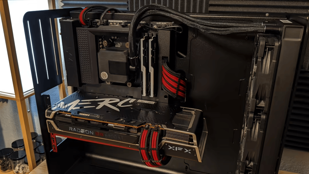 XFX Speedster MERC 319 AMD Radeon™ RX 6800 XT - Used