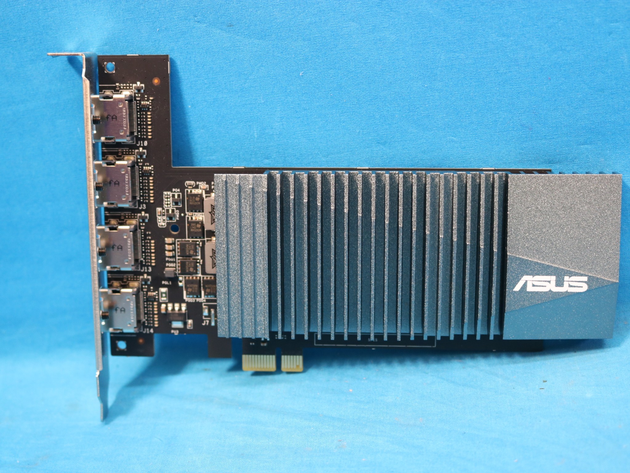 ASUS GeForce GT 710 2GB GDDR5 4x HDMI Fanless PCIe 3.0 x1 Desktop GPU - 4219873007