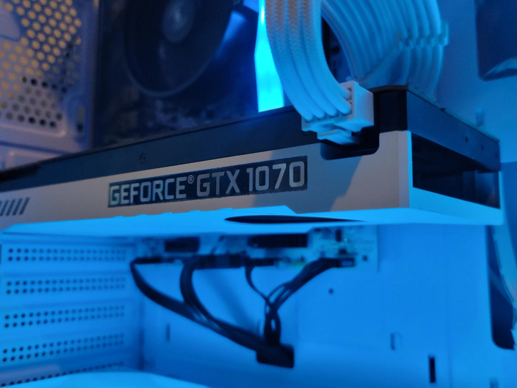 GTX 1070 | Ryzen 5 | 16GB RAM | WIN 10