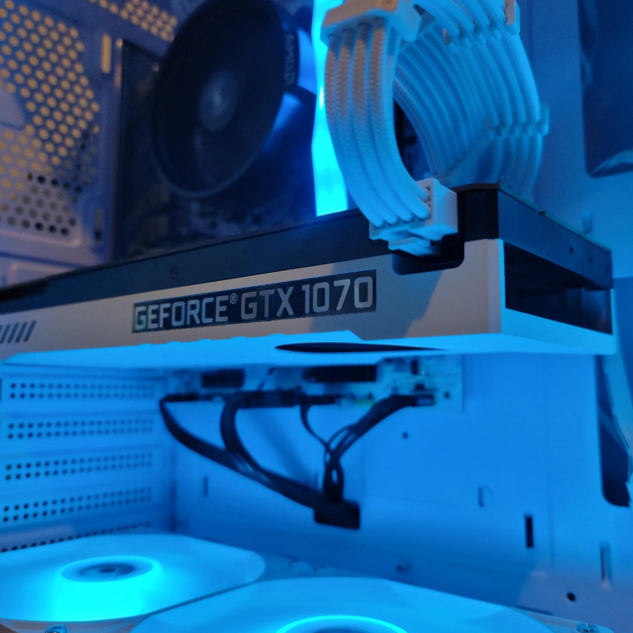 GTX 1070 | Ryzen 5 | 16GB RAM | WIN 10