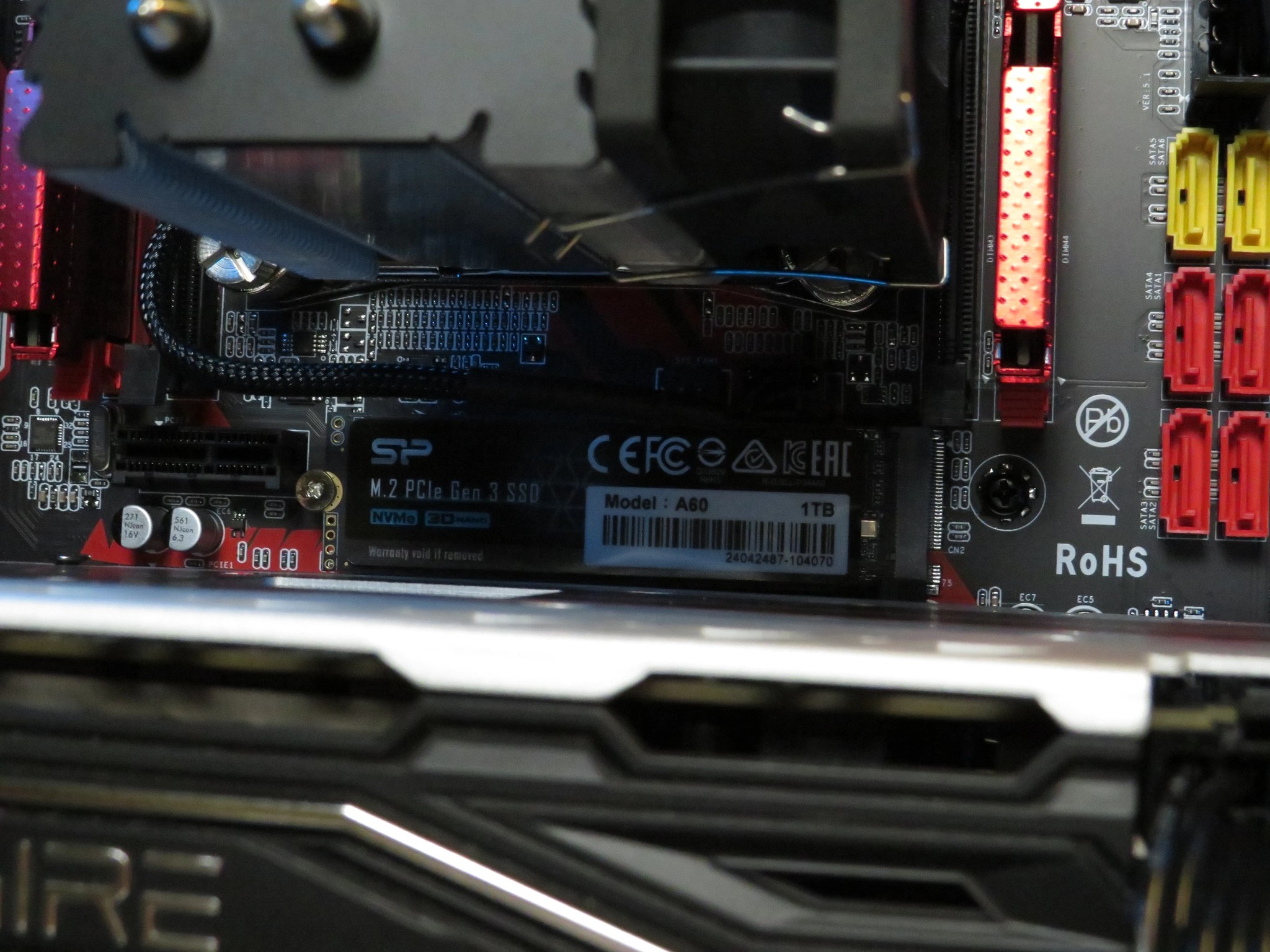 Low Cost GAMER Sapphire RX 580 + Intel Xeon E5-2640 v4 (10 cores 20 threads)