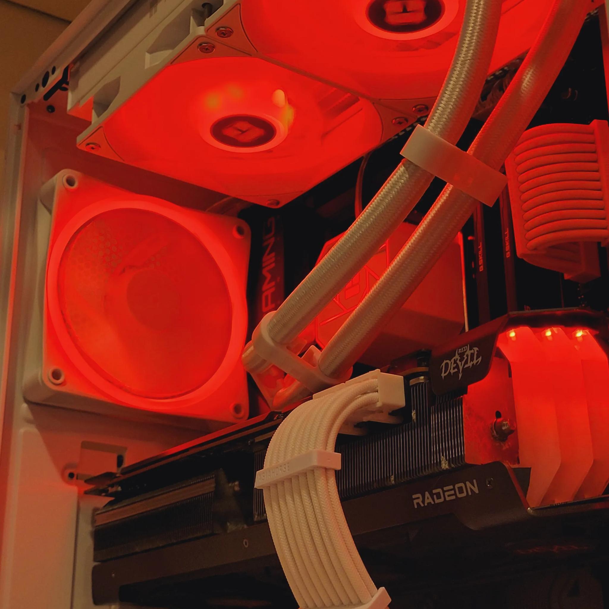 Gaming PC | Ryzen 7 7700X | RX 6800XT 16GB | 32GB DDR5 | 1TB nVME SSD | 1440p White Gaming PC RGB