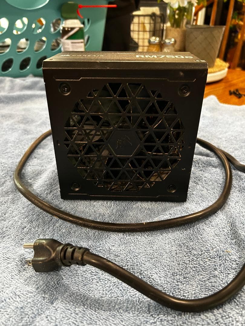 Corsair RM750e (2023)