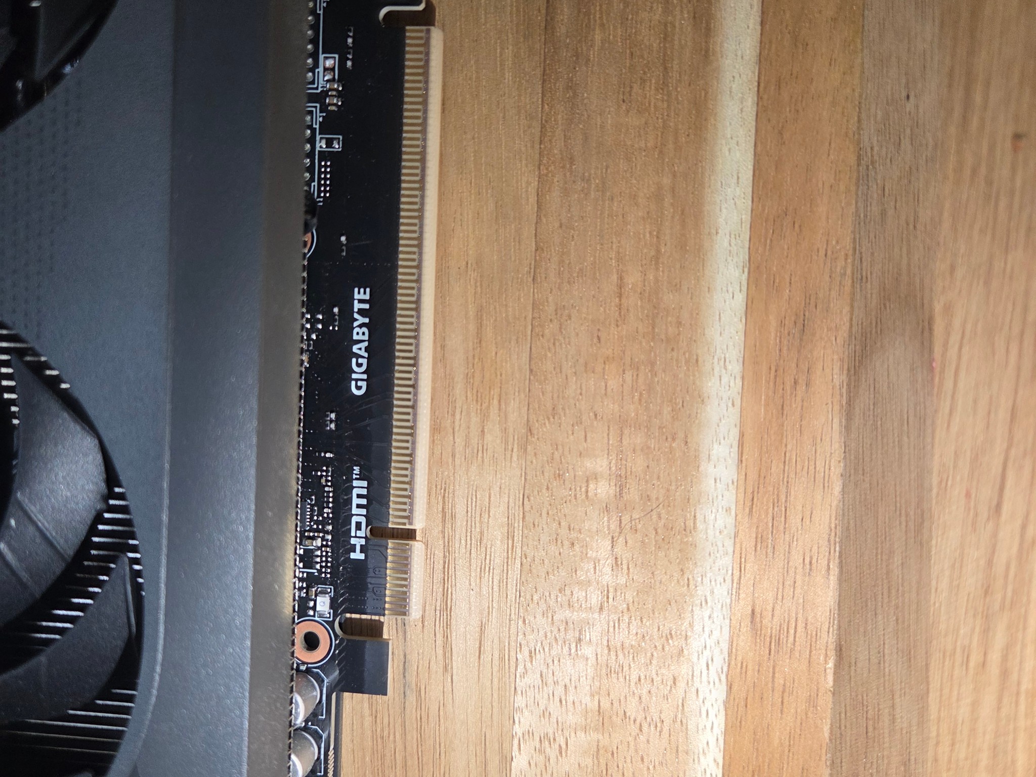GIGABYTE GeForce RTX 5060 ti EAGLE MAX OC 8G