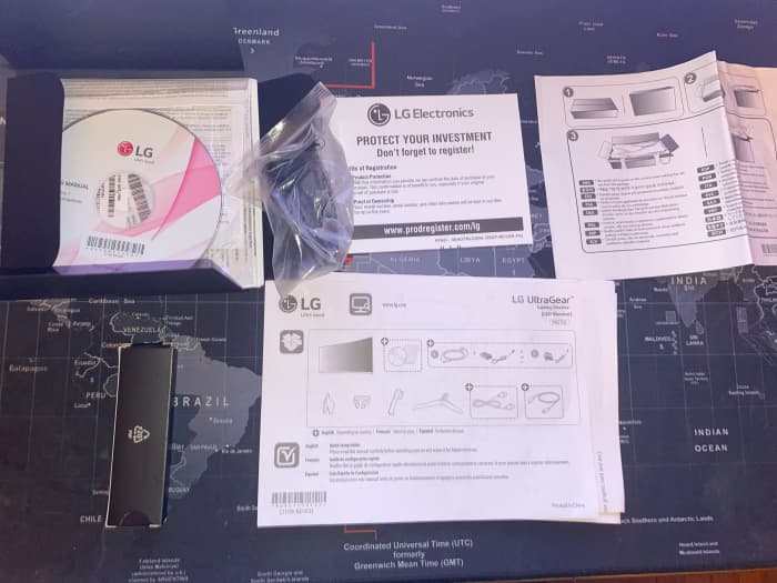 HP Reverb G2 (Refurbished) Everything Included! Cables in-box