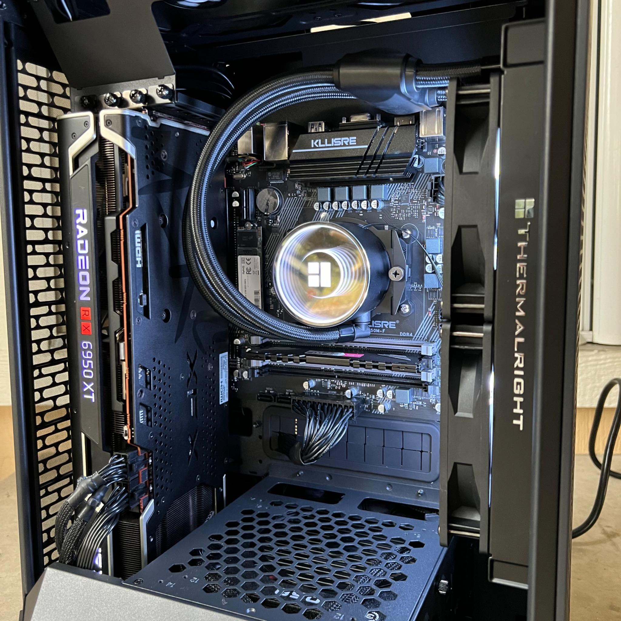 Rx 6950 XT 16GB | Ryzen 7 5800x | 32GB 3200mhz Corsair | 1tb nvme | 850w psu | windows 11 pro