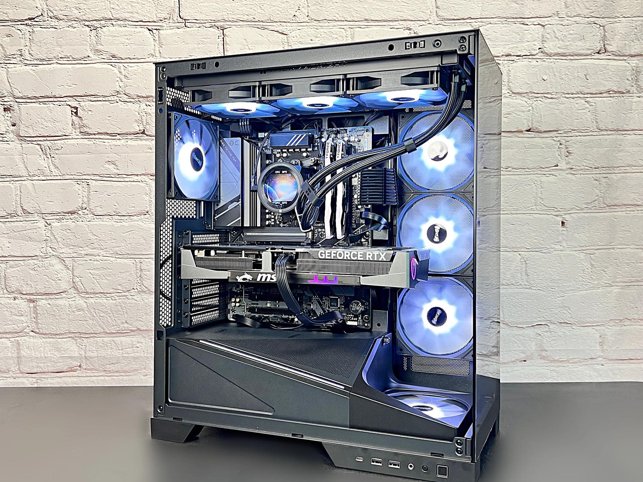 RTX 5070 TI  Ryzen 7800X3D 32GB DDR5 2TB M.2 Win 11 Pro