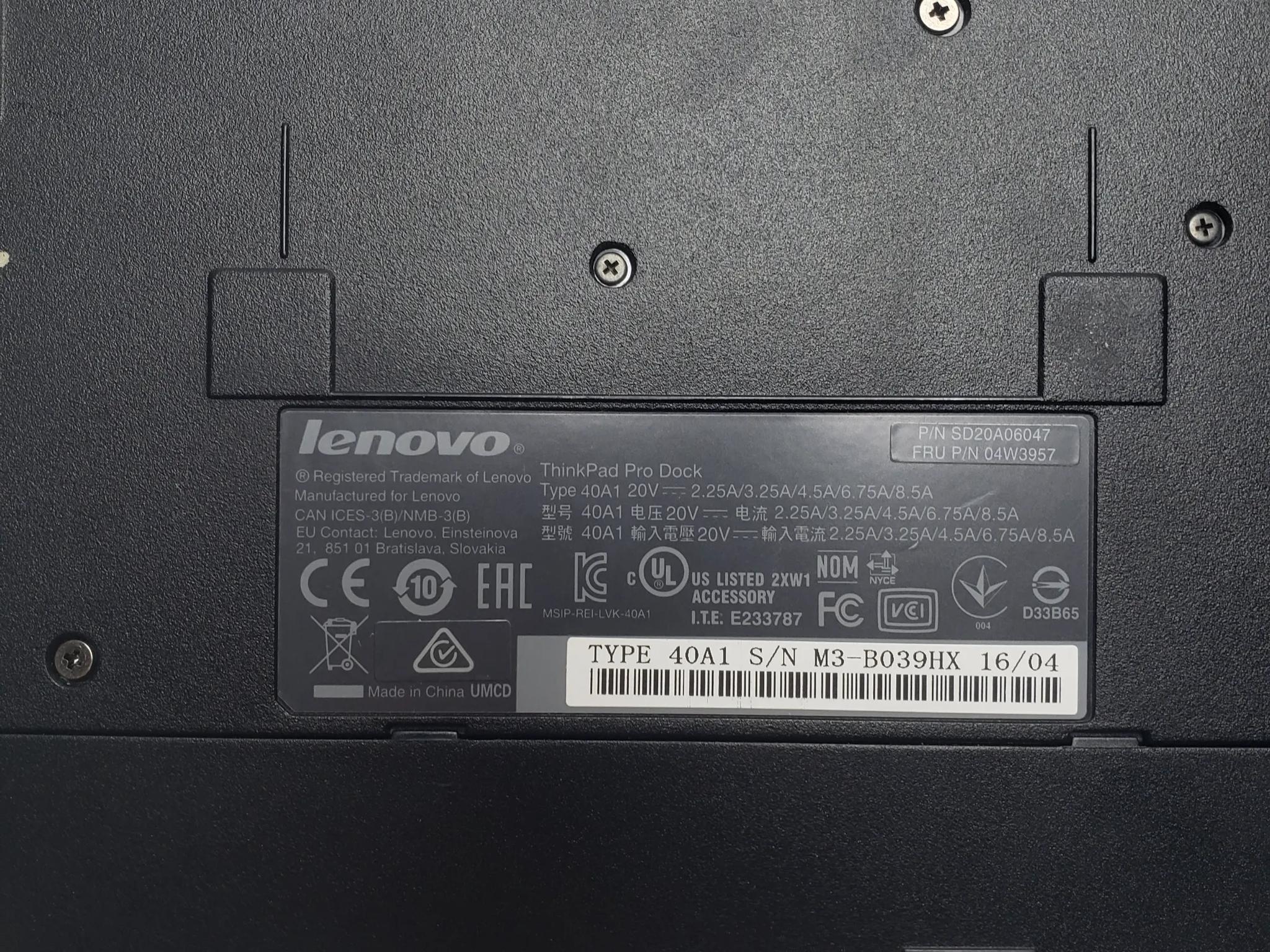 Lenovo ThinkPad Pro Docking Station 40A1 with Original 90W Lenovo Charger NO KEY