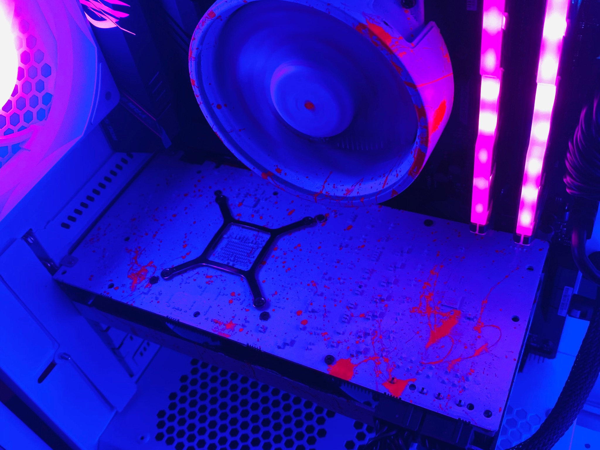 (White) Gaming PC|🩸Blo0D 5700XT| Ryzen 5| 16GB (2x8GB) RGB DDR4| 1TB NVMe/SSD| Windows 11 Pro