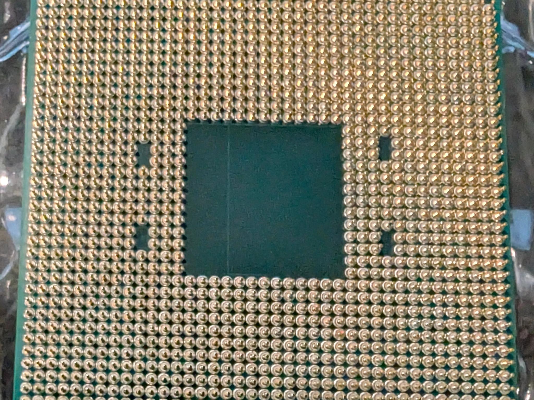 5950x 16 Core 32 Thread unlocked desktop CPU - Used w/box and sticker