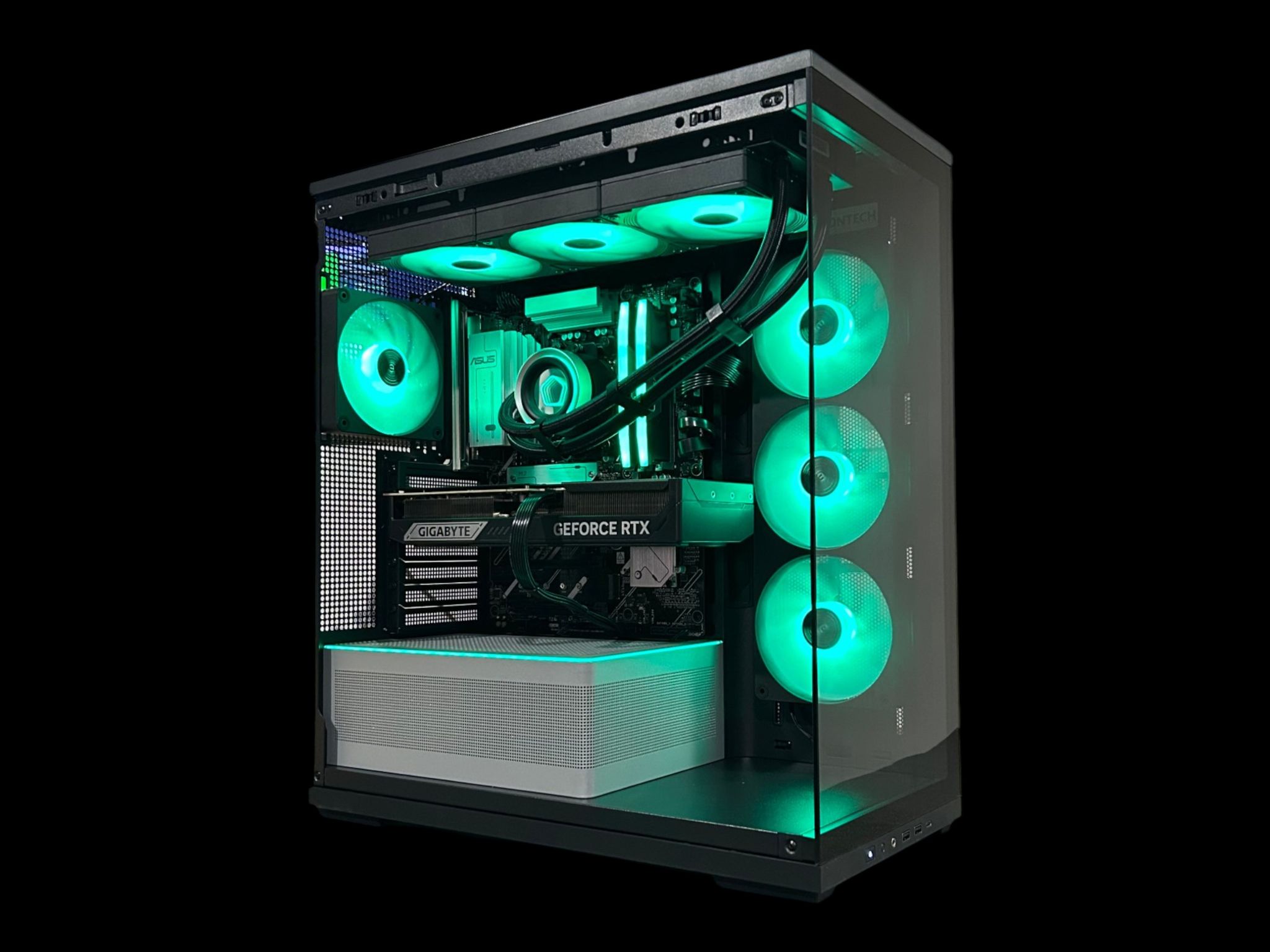 RTX 5070ti | Ryzen 7 7800X3D | 32GB DDR5 6200MT/s | 2TB NVMe | The Ranger RTX