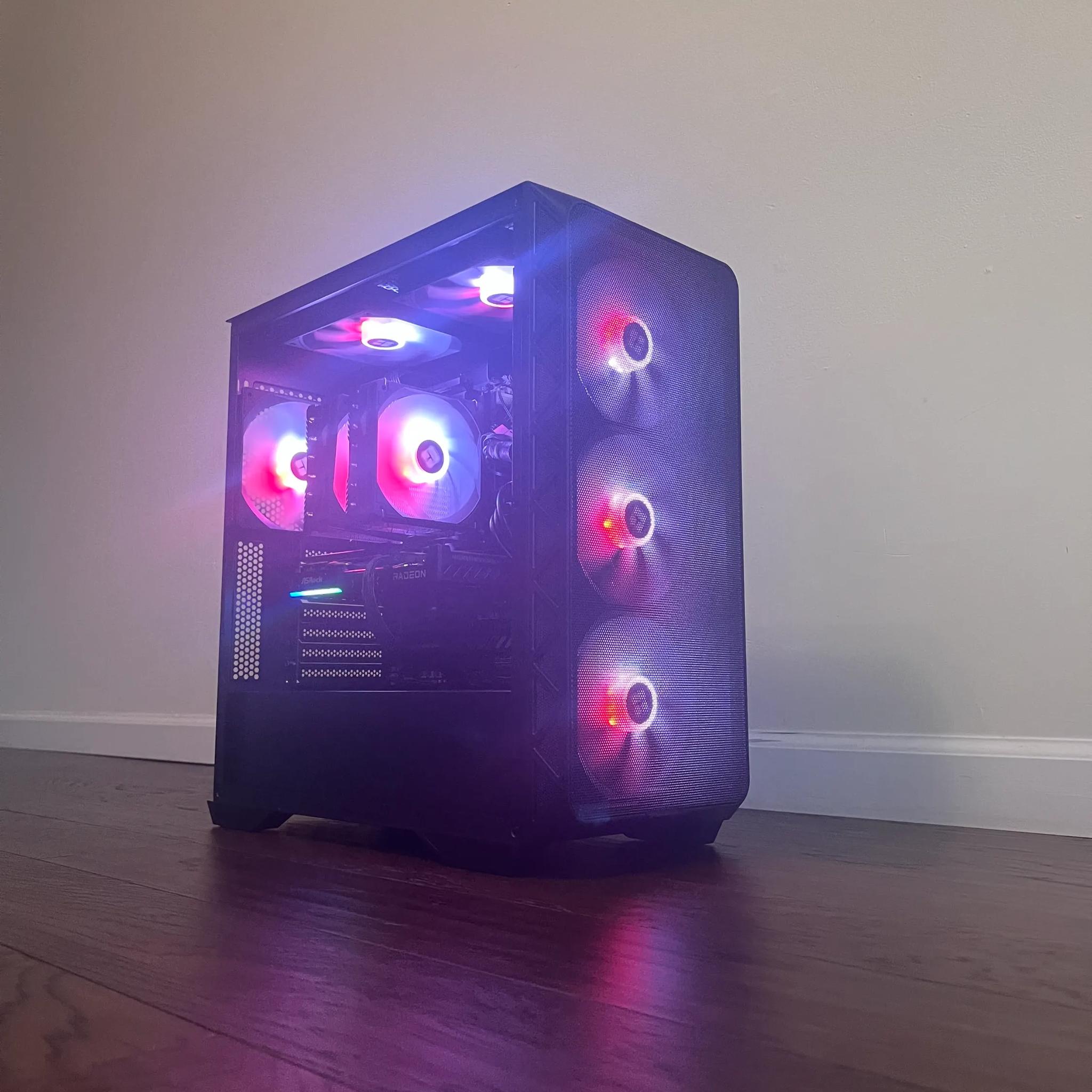 9060XT -16gb-SURROUND SOUND 7.1-Ryzen 7700X-32gb ram-2TB-WI-FI 7& Ethernet 2.5g FULLY ARG...