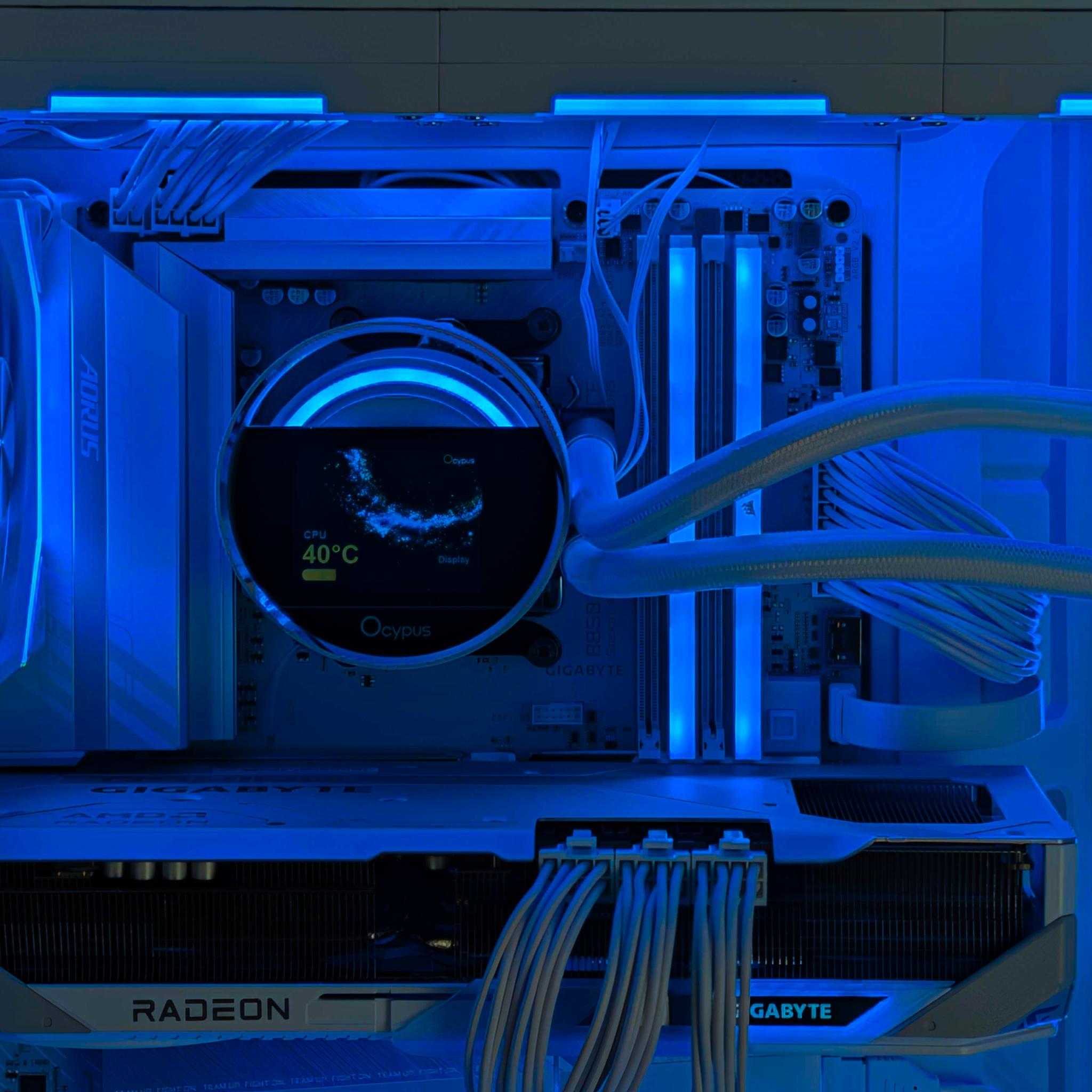 Glacius- 9800X3D, RX 9070XT, 32GB DDR5, 2TB NVME, Wifi