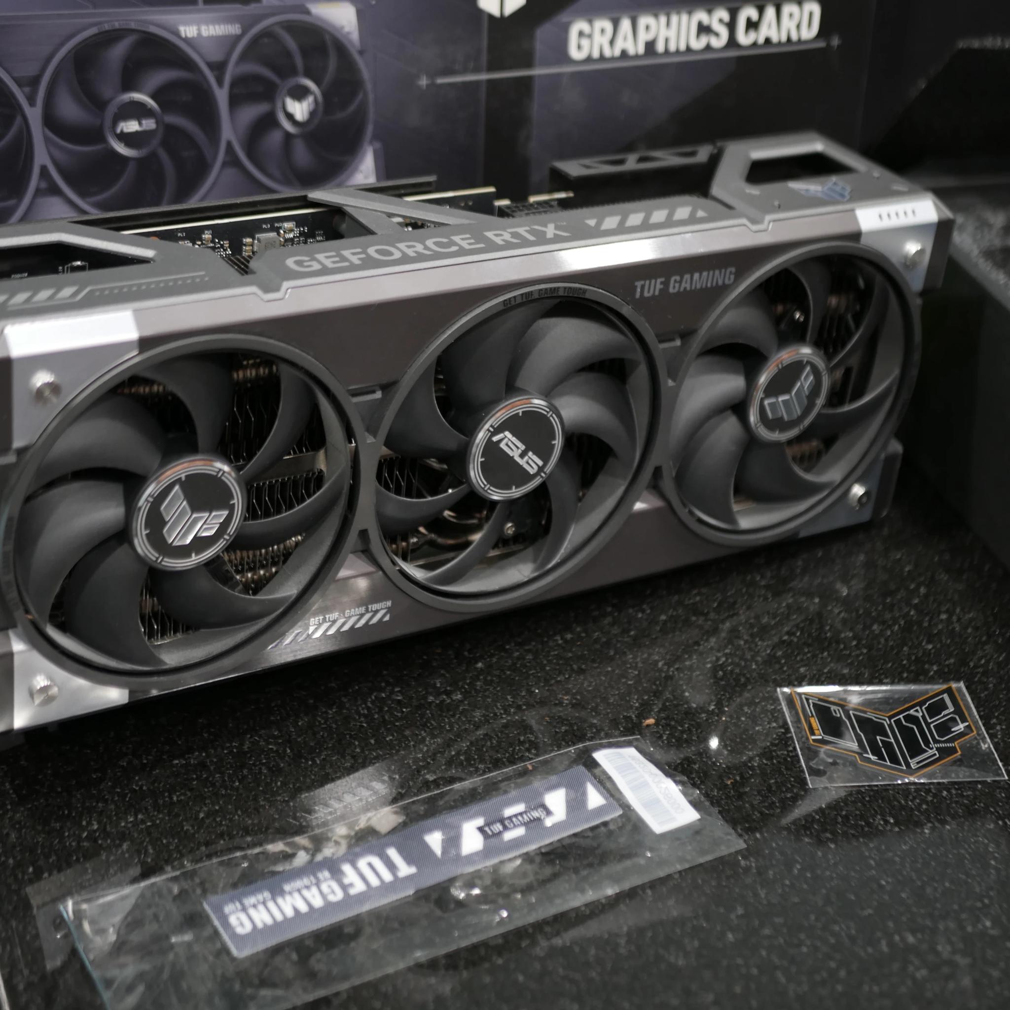 RTX 5080 Asus TUF Gaming OC EDITION