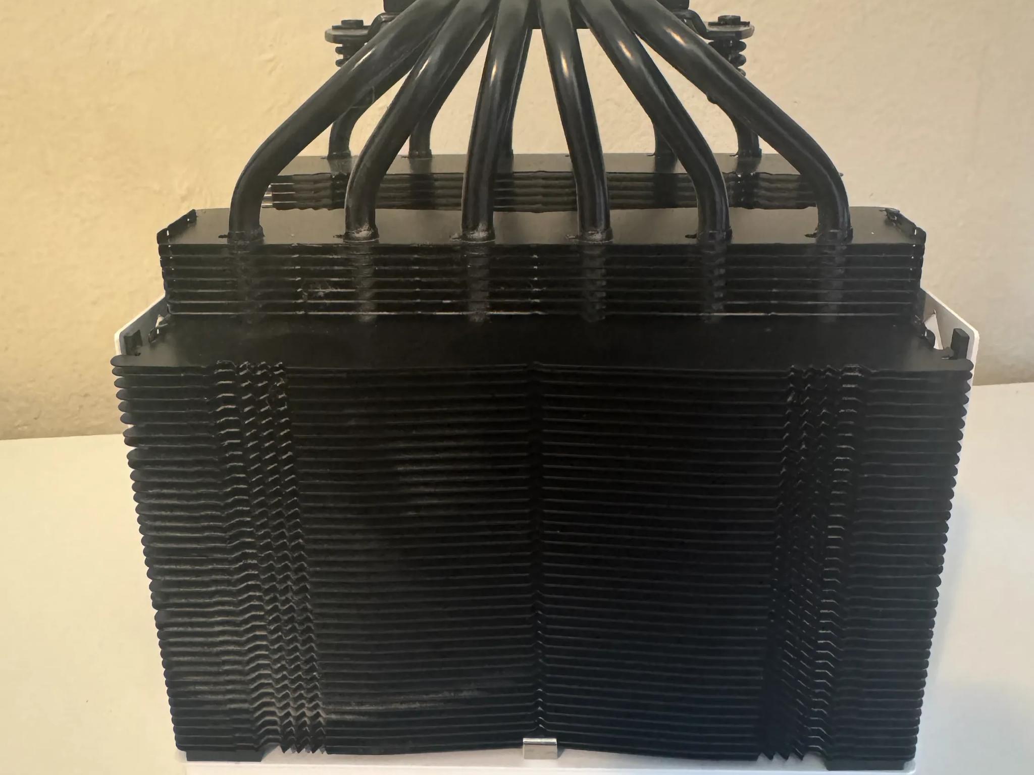 Noctua NH-D15 chromax.black, Dual-Tower CPU Cooler with Dual NF-A15 PWM 140mm Fans (Black)