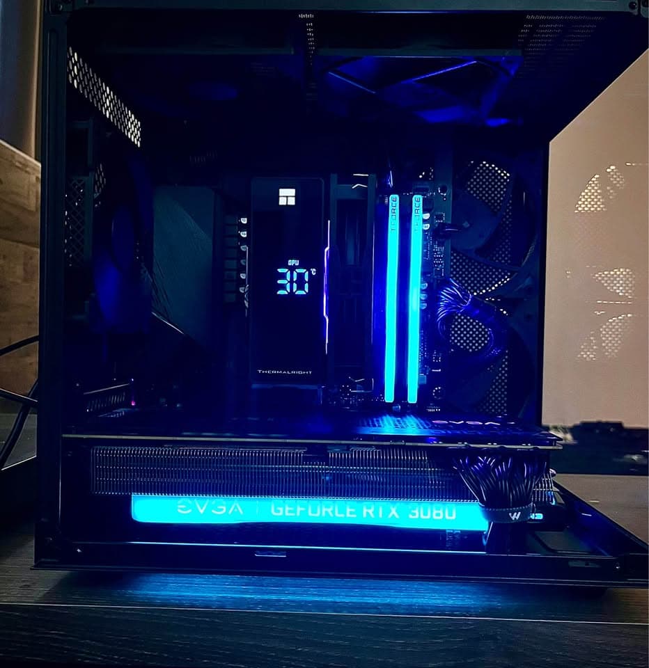 Compact 1440p | EVGA FTW3 RTX 3080 | 32GB T-Force RGB 3600mhz | Ryzen 5 5600X | 1TB m.2 NVMe