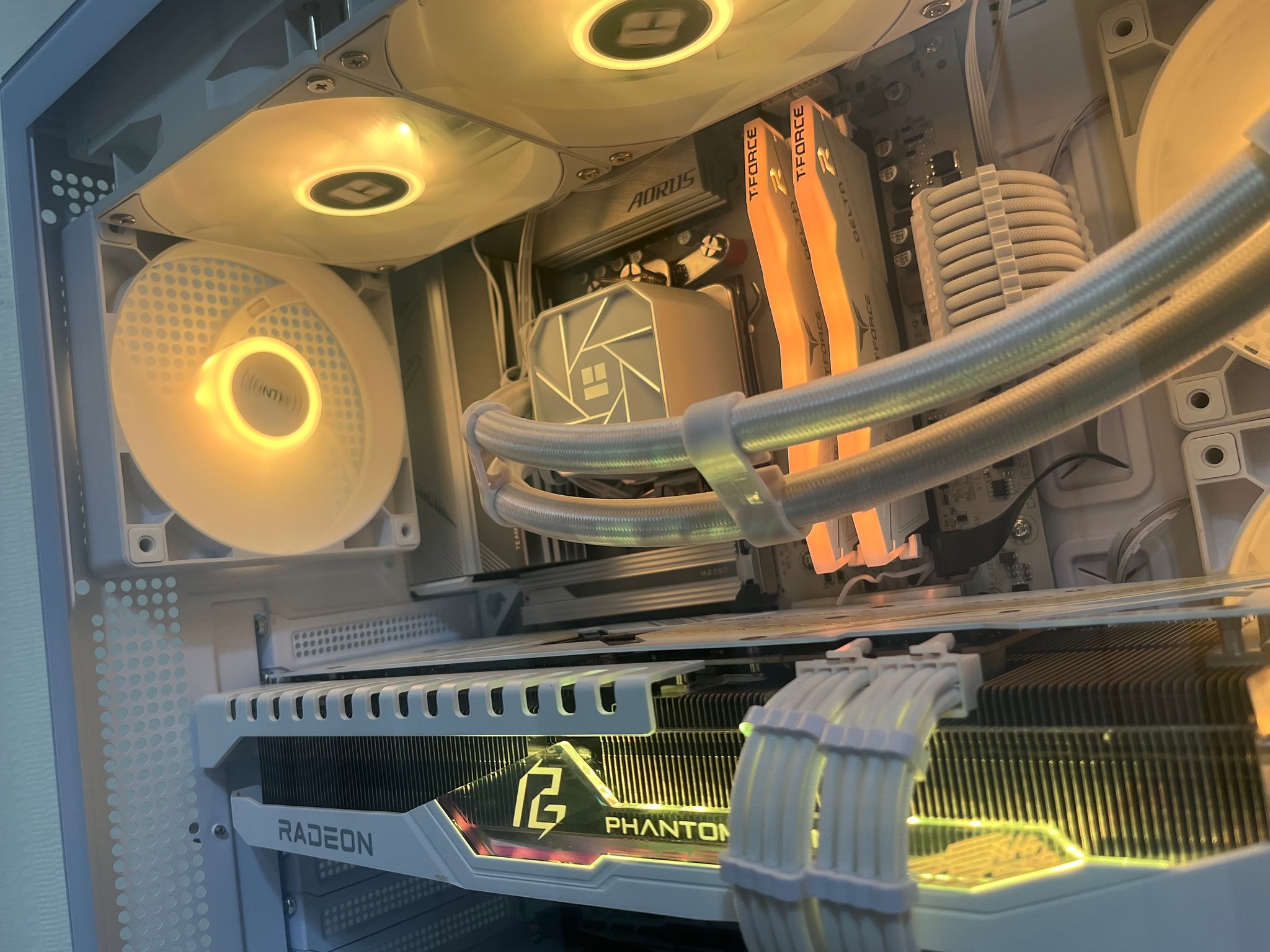 “Aether” 1440p/4K Streaming/Gaming PC|Ryzen 7 7800X3D, RX 7900XT, 1TB M.2 SSD