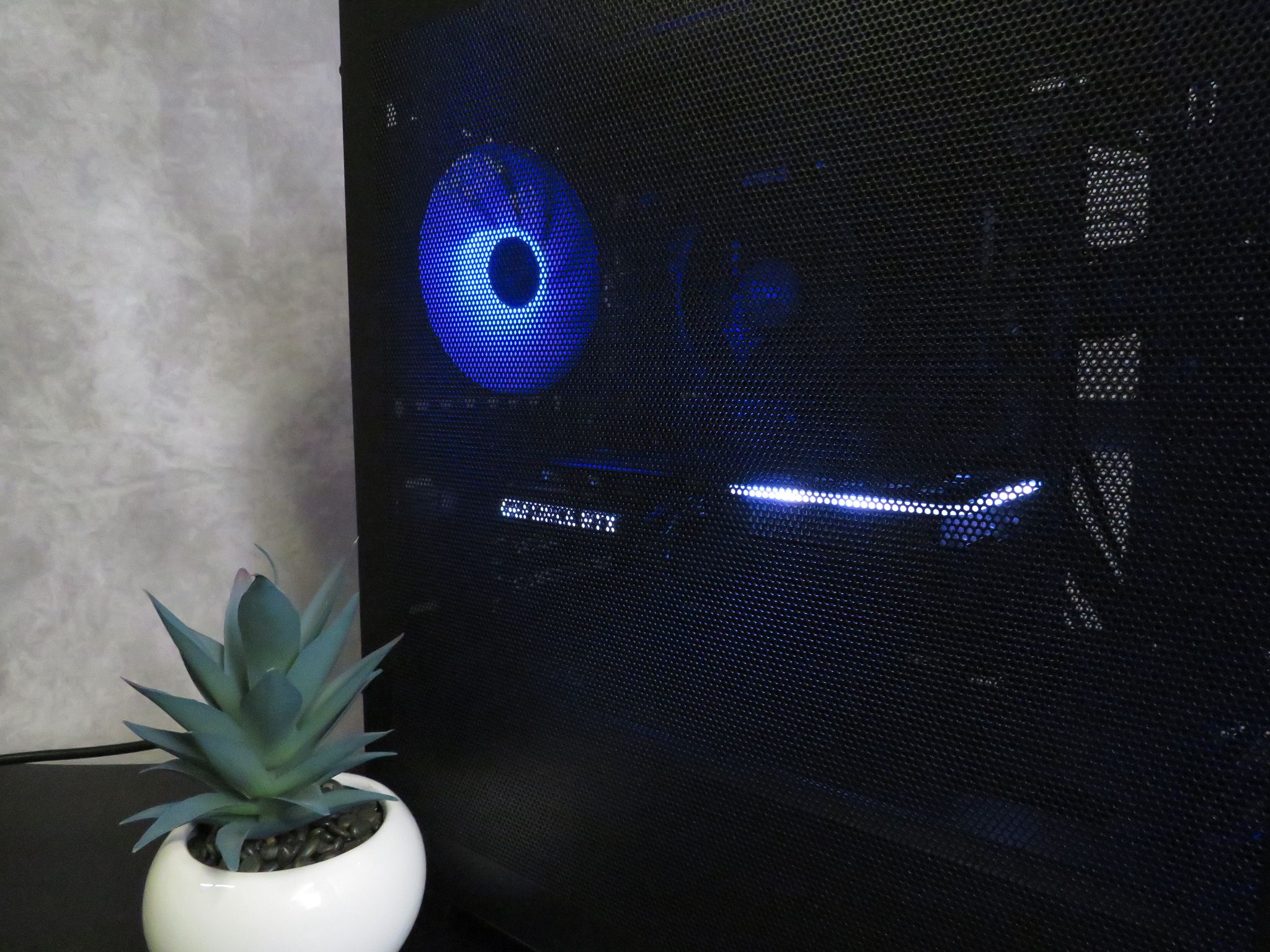 Mid-Range Master! RTX 3060ti + Ryzen 5 3600 + 16 GB DDR4 + 1 TB NVME