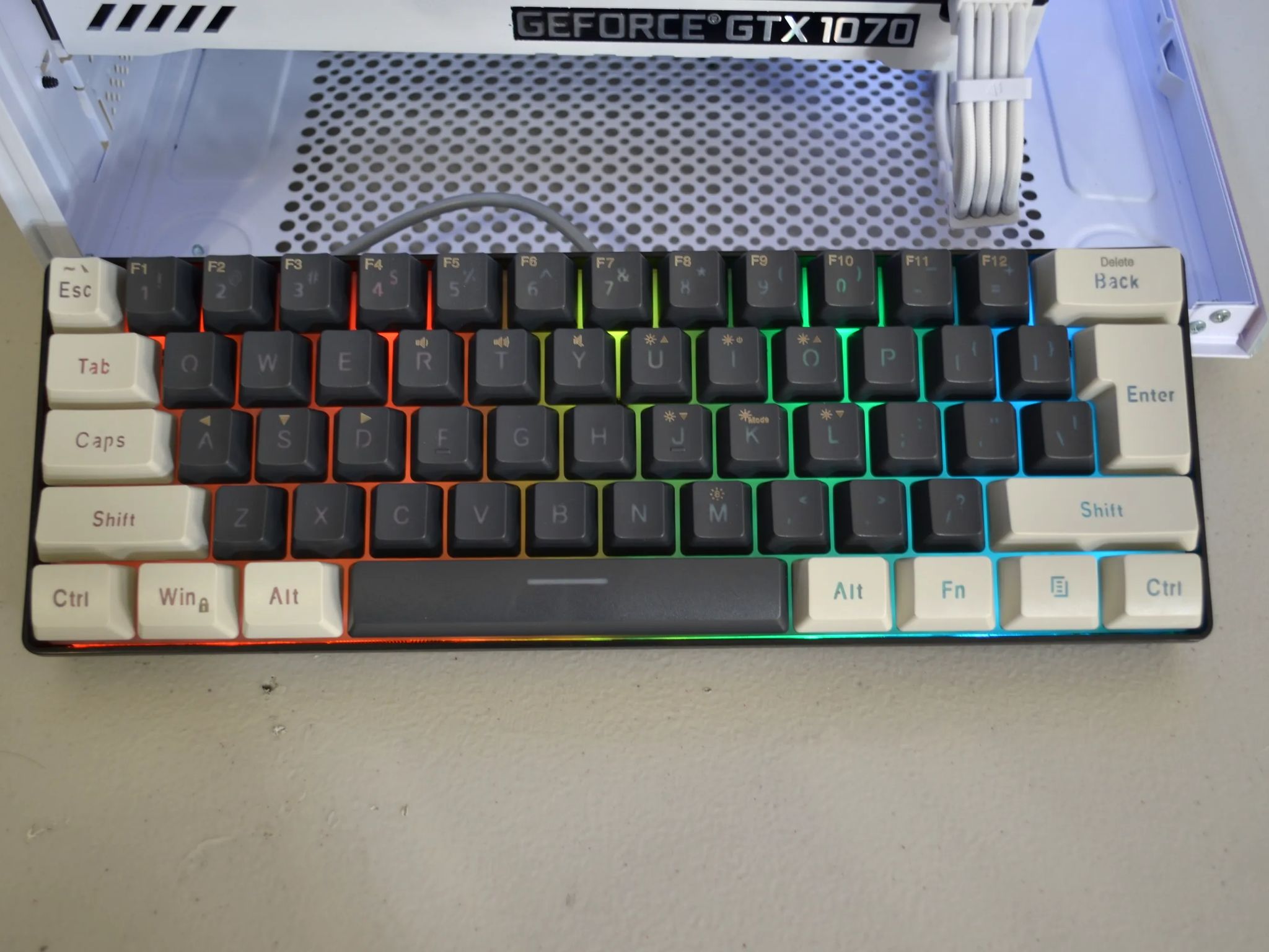 ❄️SnowFlake V2❄️- Free Keyboard!⌨️ | I5-10400f | GTX 1070 | 1tb NVME ssd | Windows 11 | WiFi