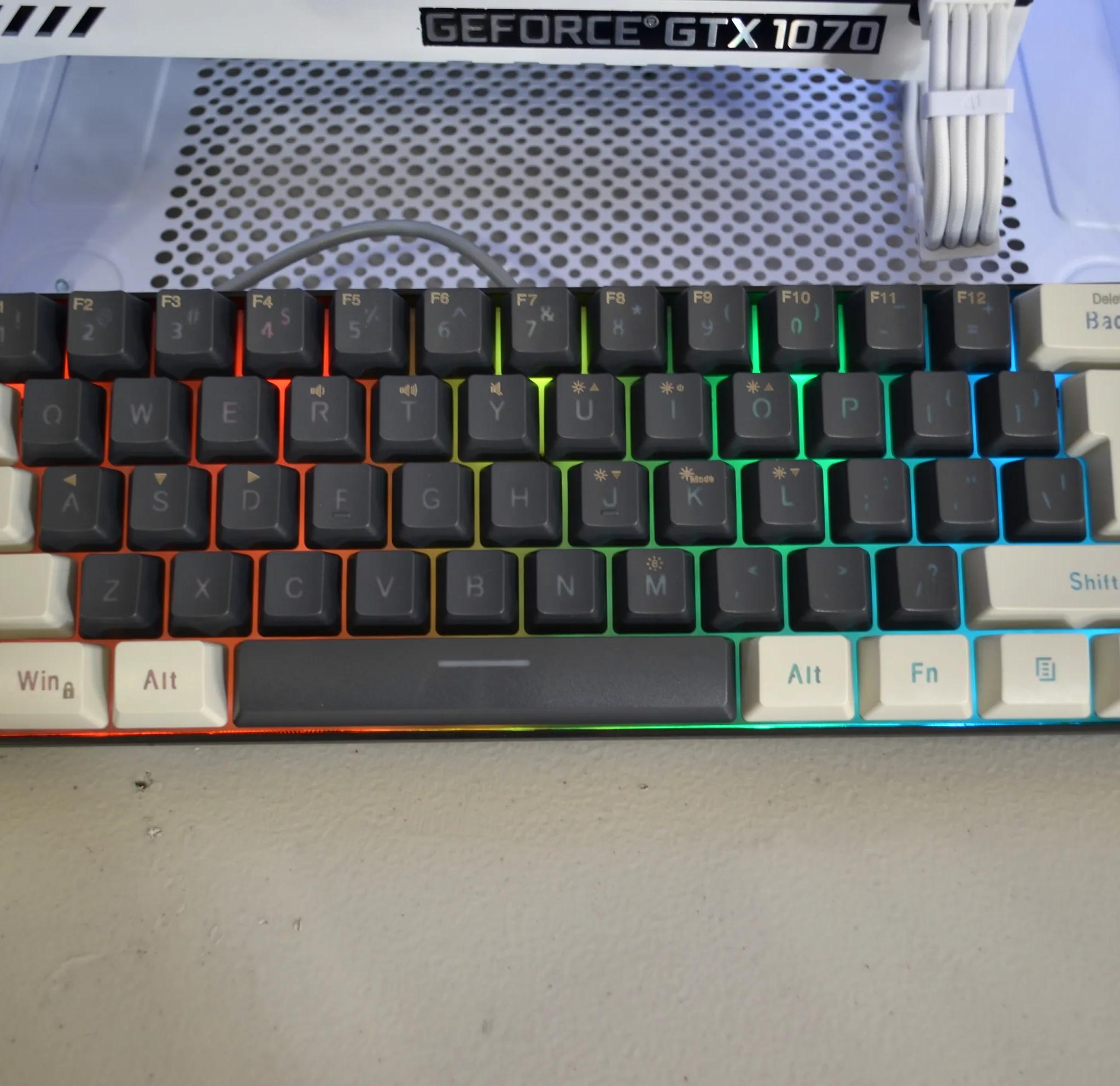 ❄️SnowFlake V2❄️- Free Keyboard!⌨️ | I5-10400f | GTX 1070 | 1tb NVME ssd | Windows 11 | WiFi