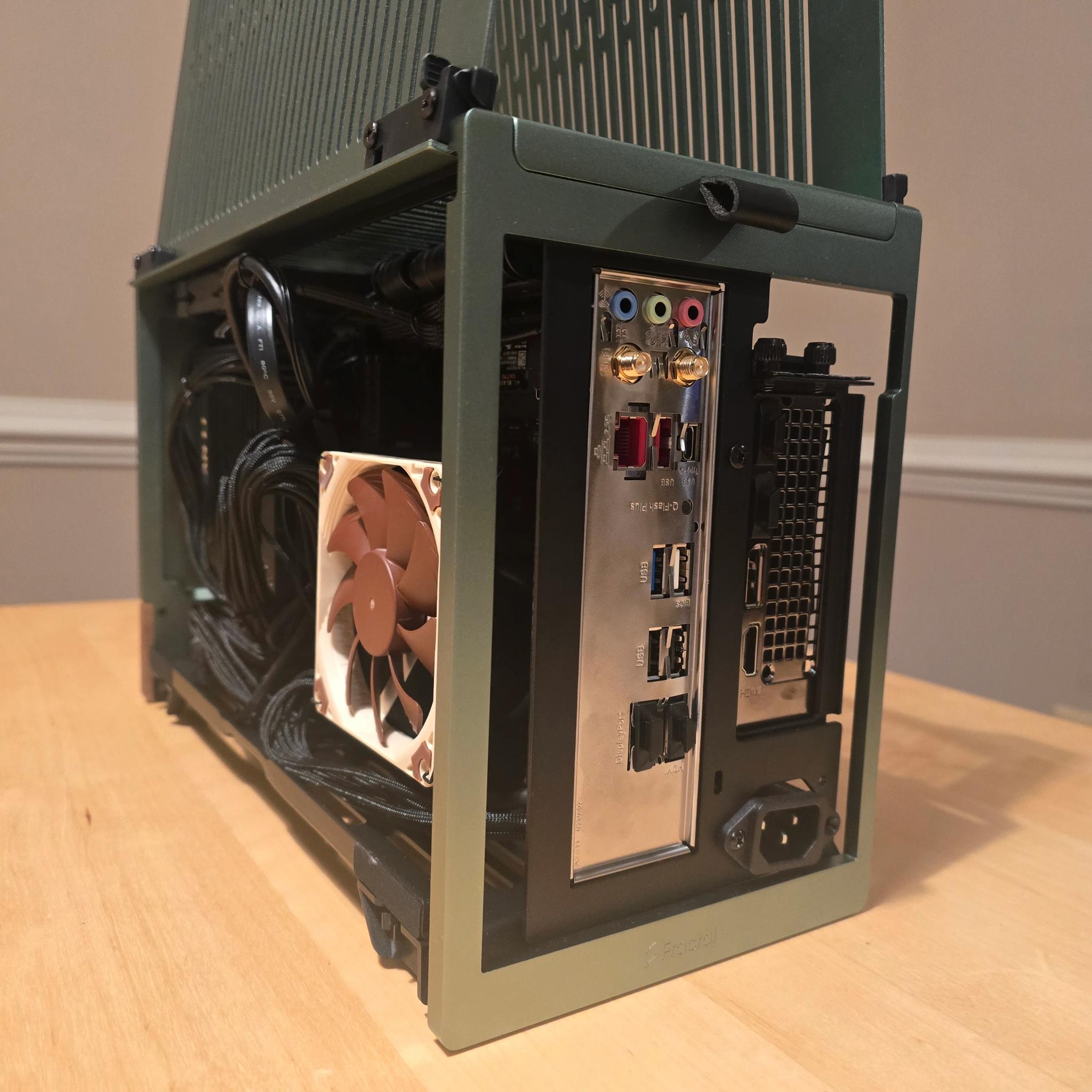 1440p Compact "Jade Badger V2" | Eats through Fortnite and AAA Games | Nvidia RTX 4070