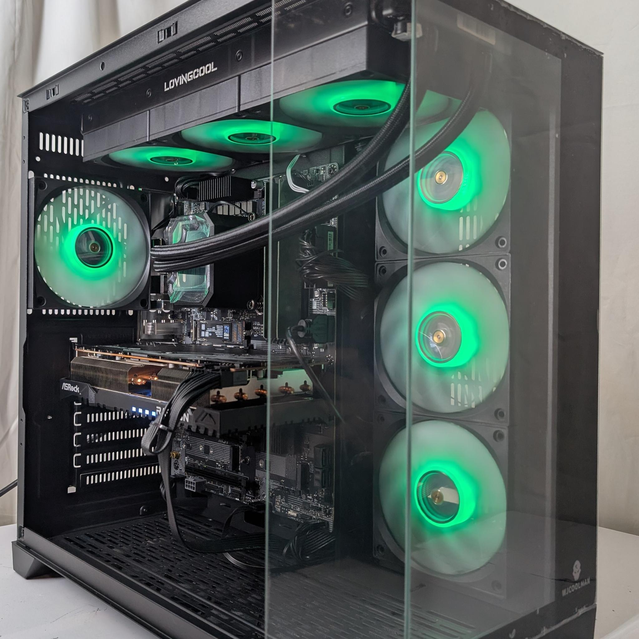 RX 7800XT | CORE ULTRA 5 265KF | 16GB DDR5 | 1TB NVME | 650W