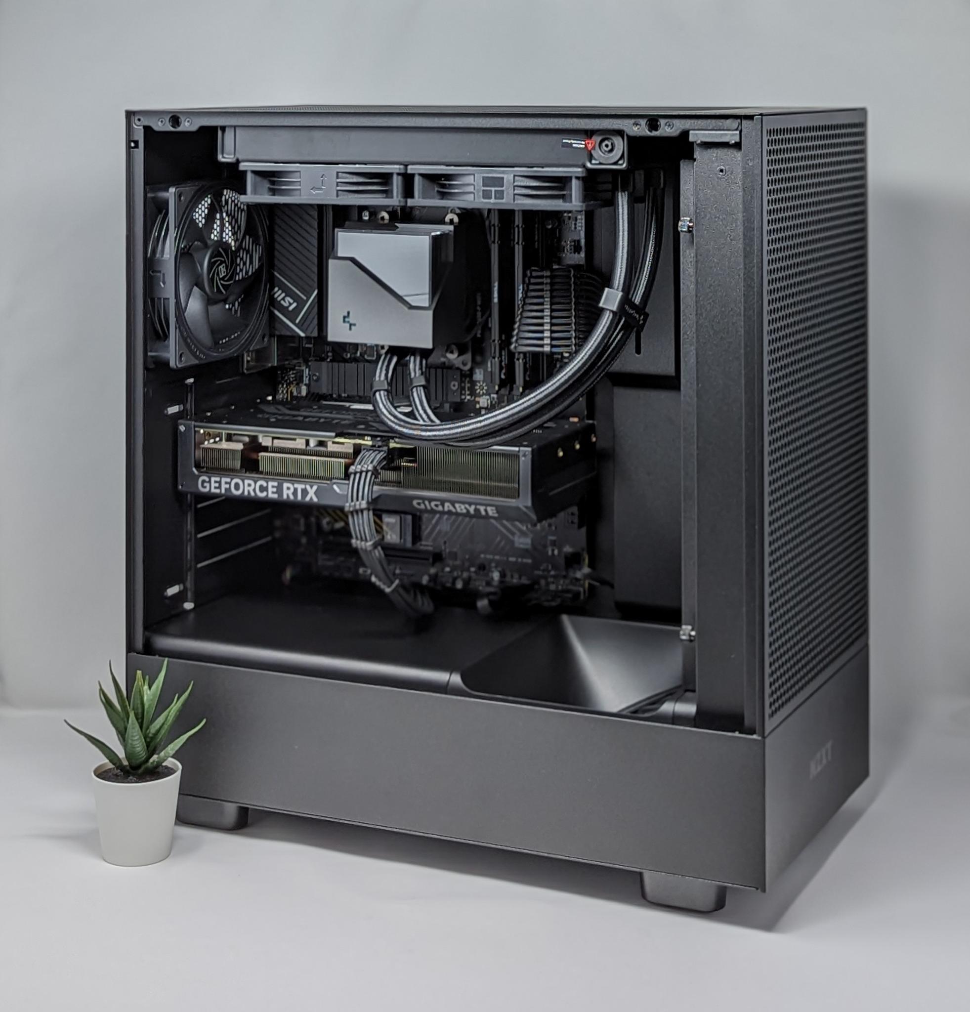 Elegant Flow | Nvidia RTX 4070 | Ryzen 7 7700X | 32gb RAM | Samsung 990 Pro 1TB Gen 4 NVMe SSD