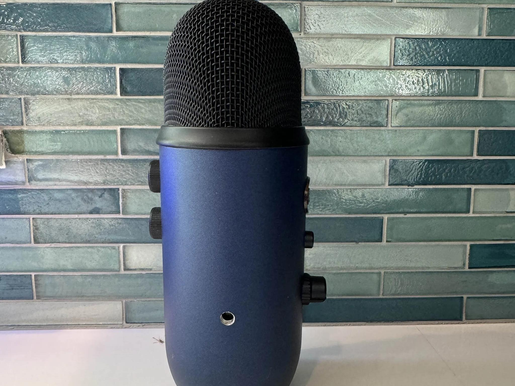 Blue Yeti Microphone (No Cables Or Mount)