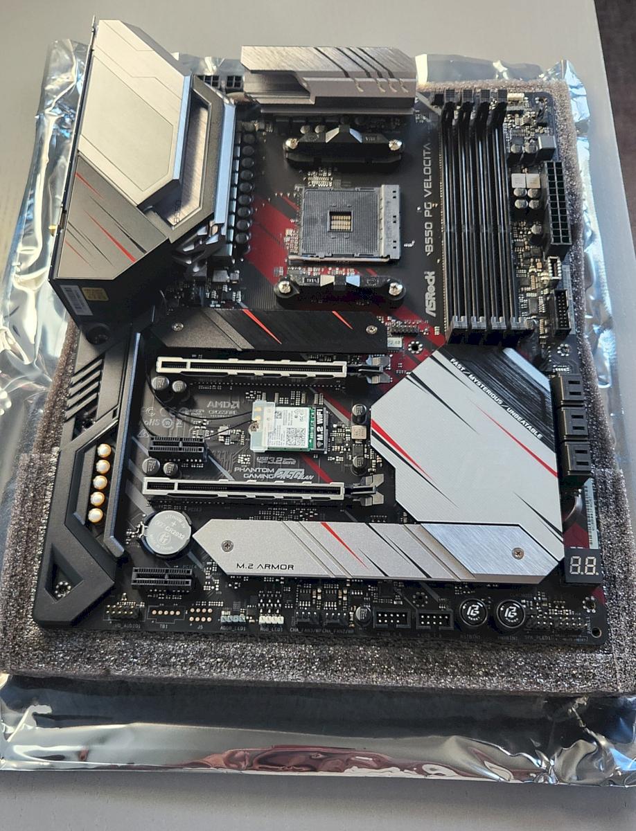 ASRock B550 PG Velocita + Intel AX210 Wifi 6E card + Asus Wifi 6E antenna
