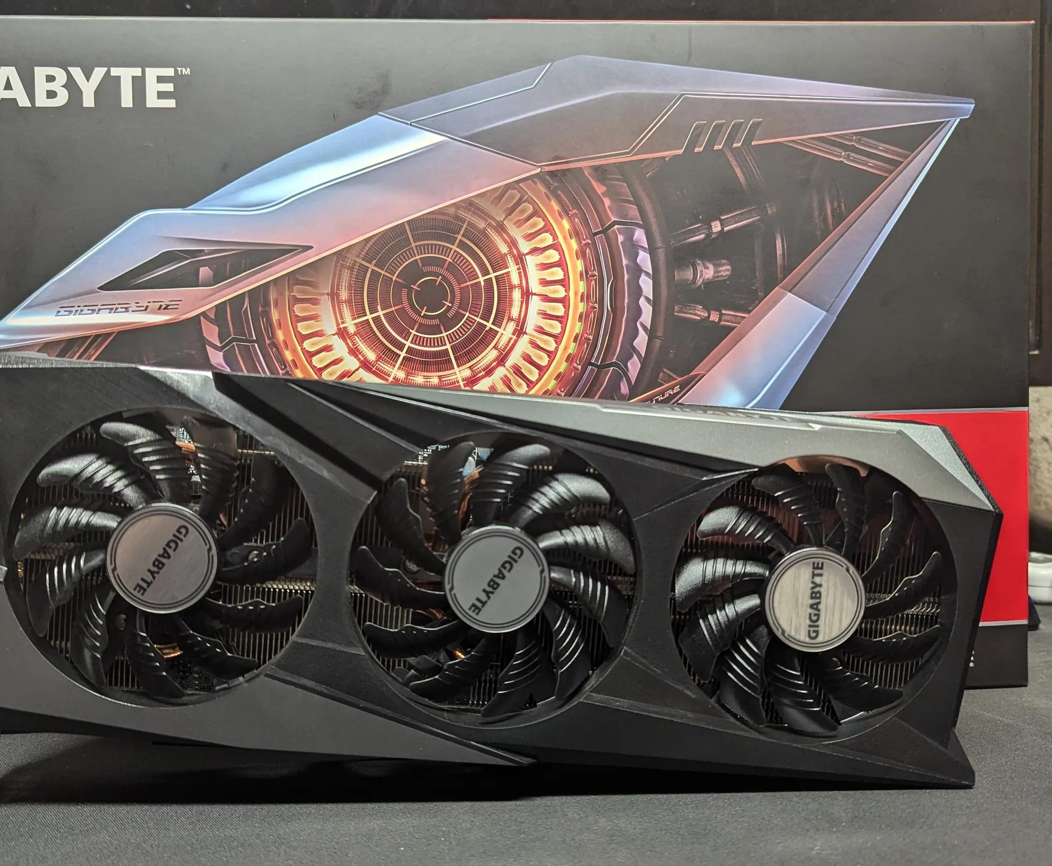 AMD GIGABYTE RX 6650XT OC