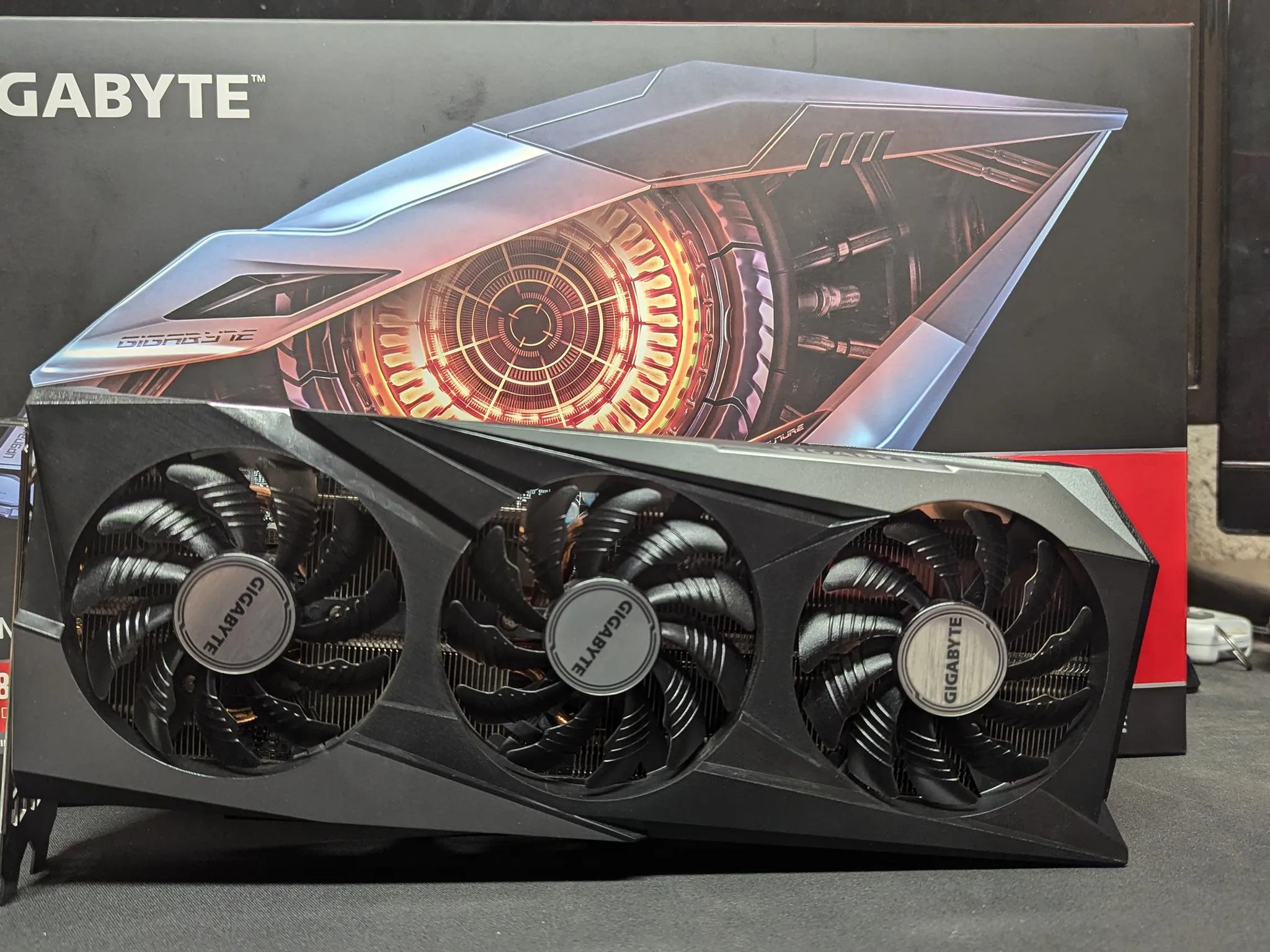 AMD GIGABYTE RX 6650XT OC