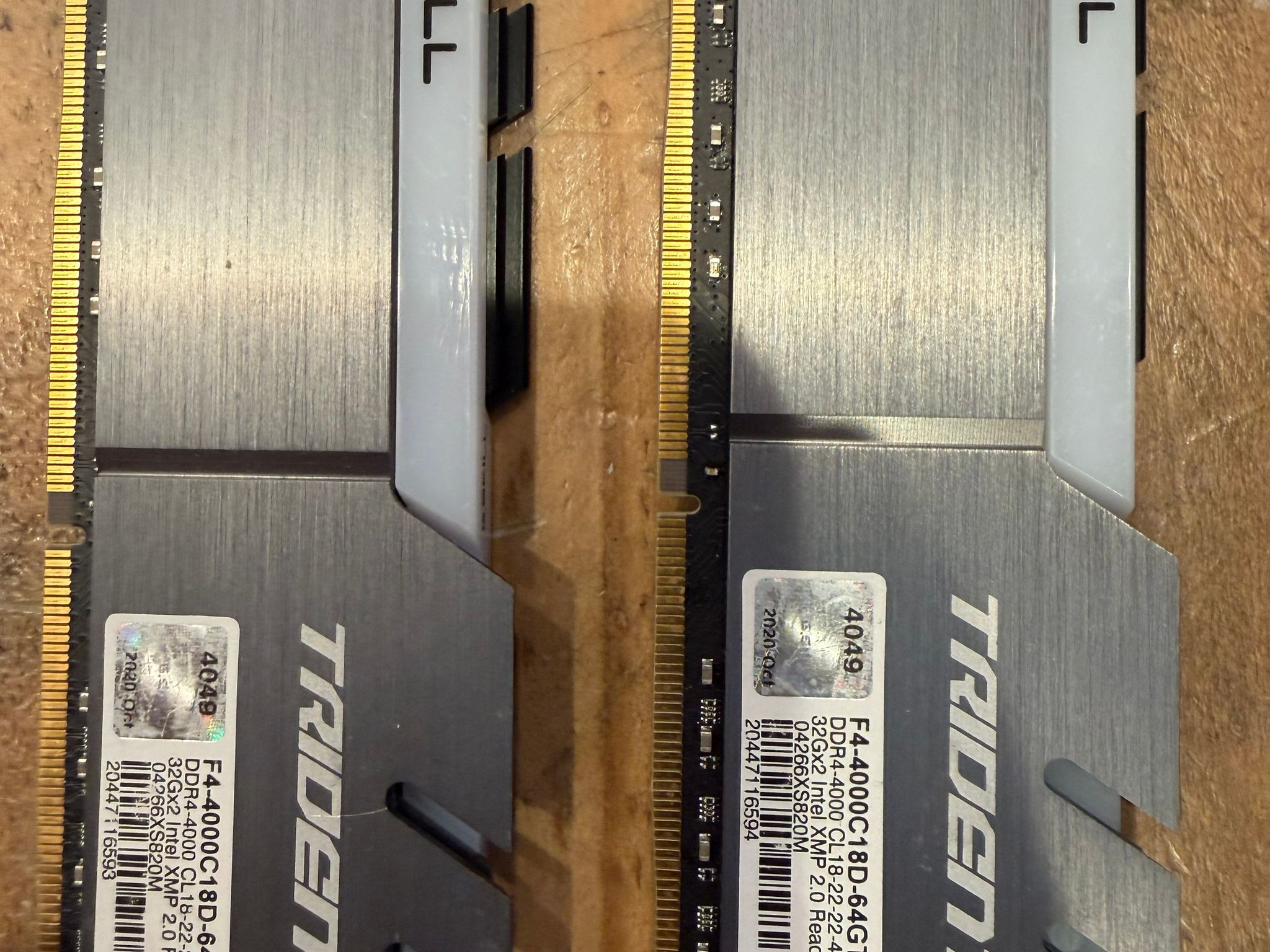 G.Skill Trident Z RGB 64GB (2x32GB) DDR4-4000 CL 18-22-22-42 1.4V
