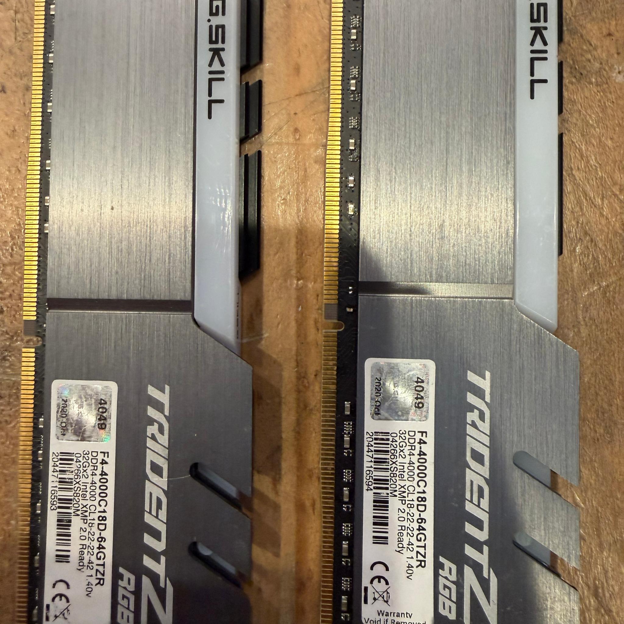 G.Skill Trident Z RGB 64GB (2x32GB) DDR4-4000 CL 18-22-22-42 1.4V