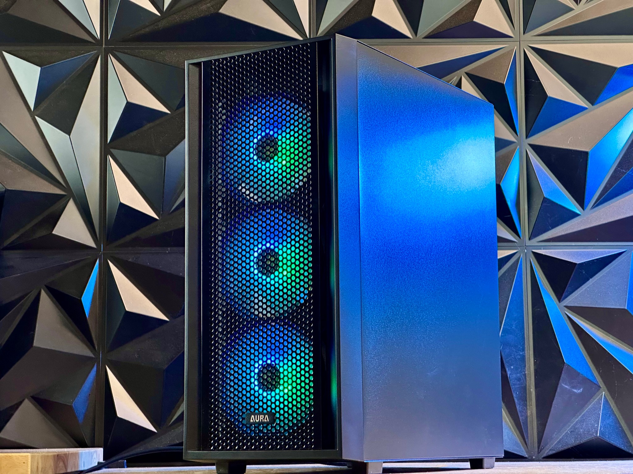 Nvidia RTX 5060 | Intel core i7 3.4ghz | 32GB RAM | SSD+1TB | Wi-Fi/BT | Win 11 - Custom Gaming PC