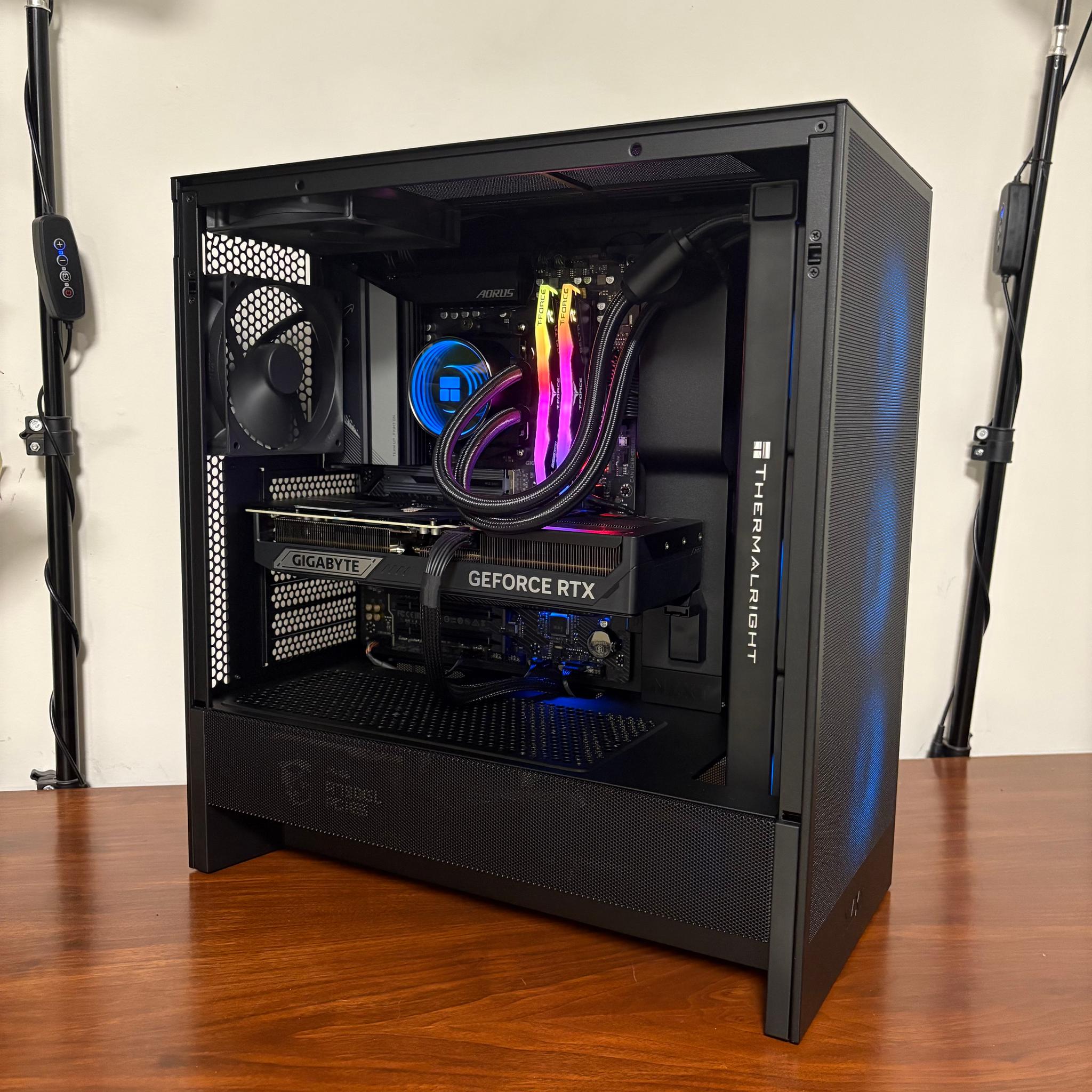 RTX 5070 Ti | Ryzen 7 7800X3D | 32GB DDR5 | 2TB NVMe | 750W PSU | 360mm AIO | ATX Case